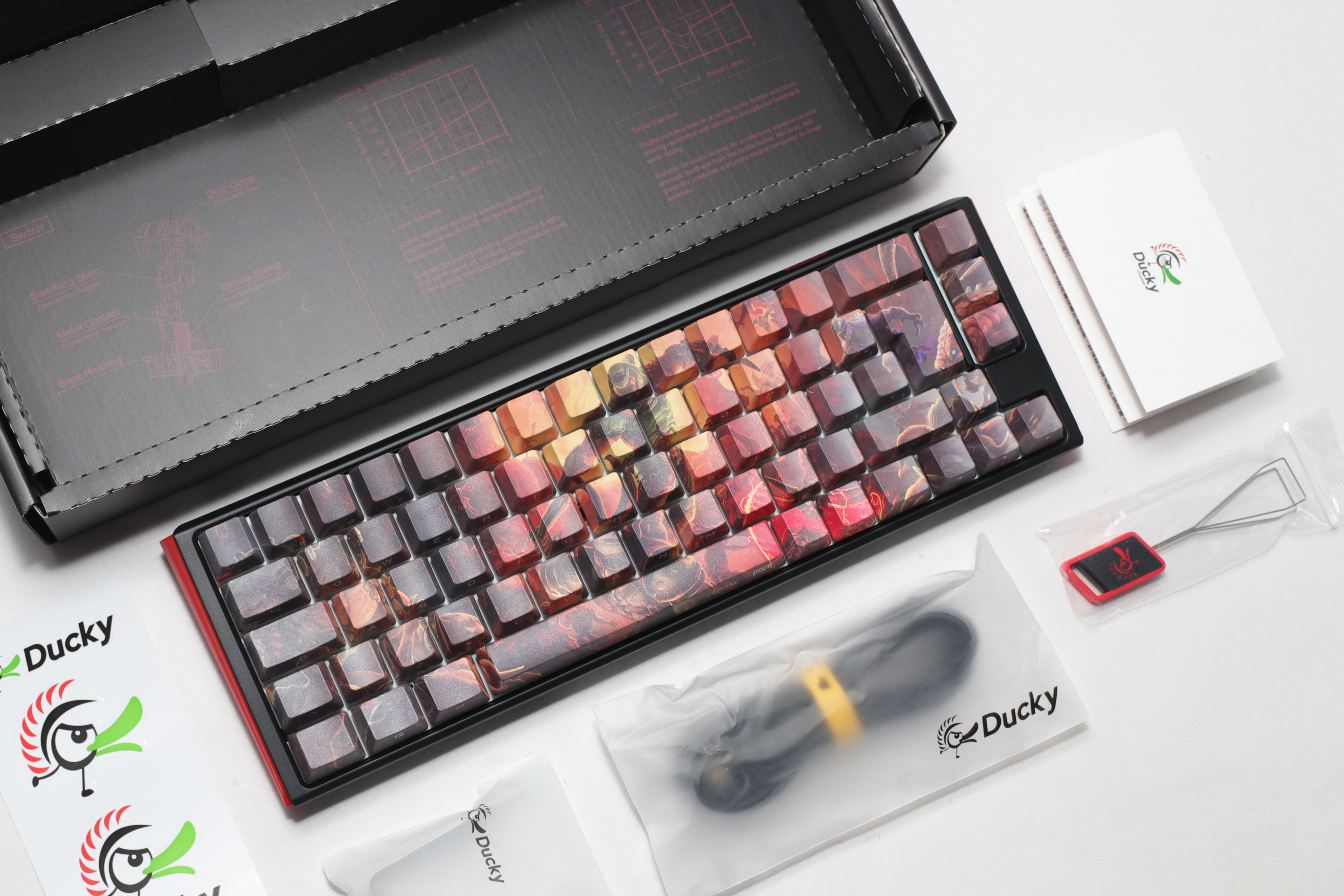 Ducky - Teclado Mecânico Ducky ONE 3 SF RGB x Doom Limited Edition MX-Red (ES)