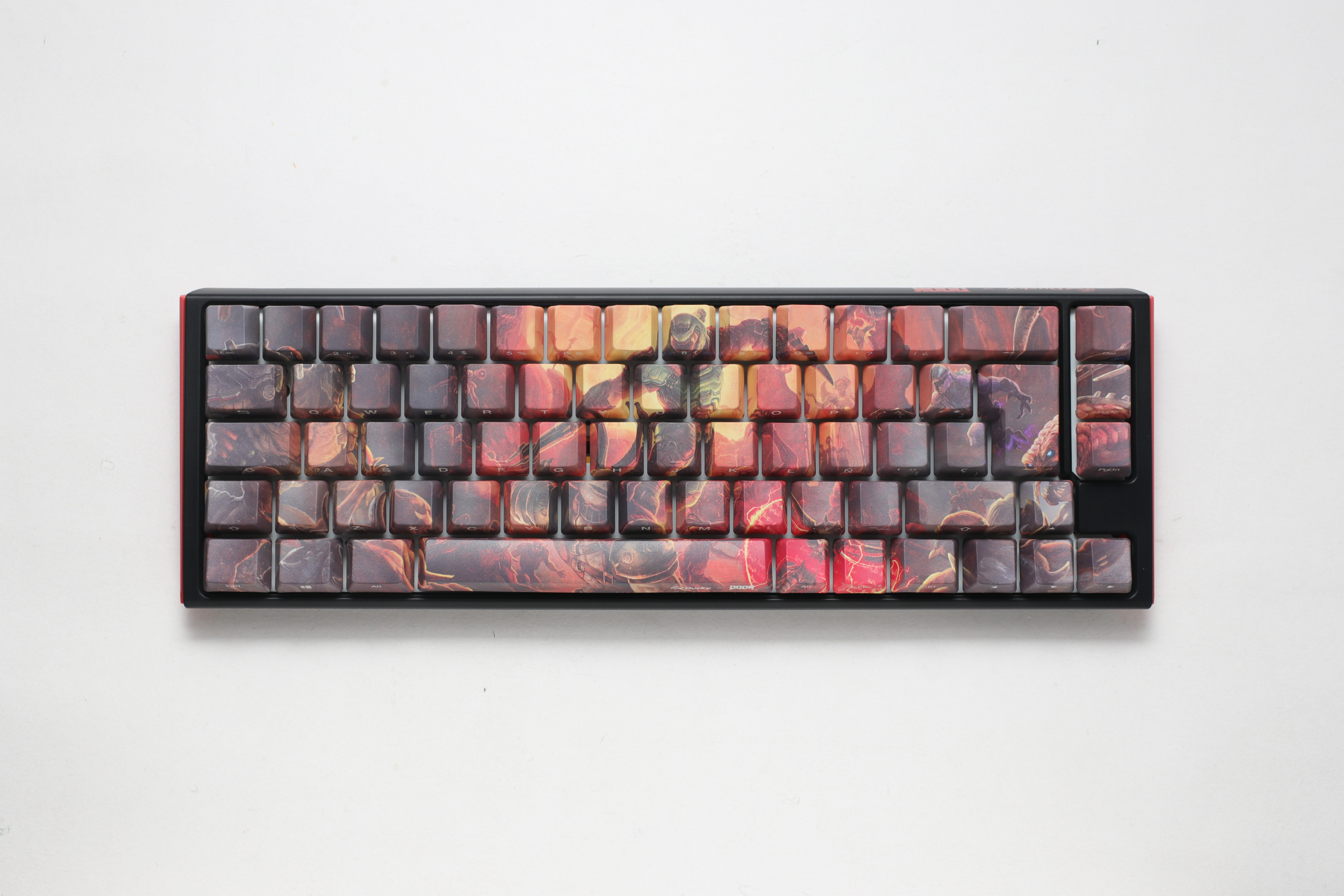 Ducky - Teclado Mecânico Ducky ONE 3 SF RGB x Doom Limited Edition MX-Red (ES)