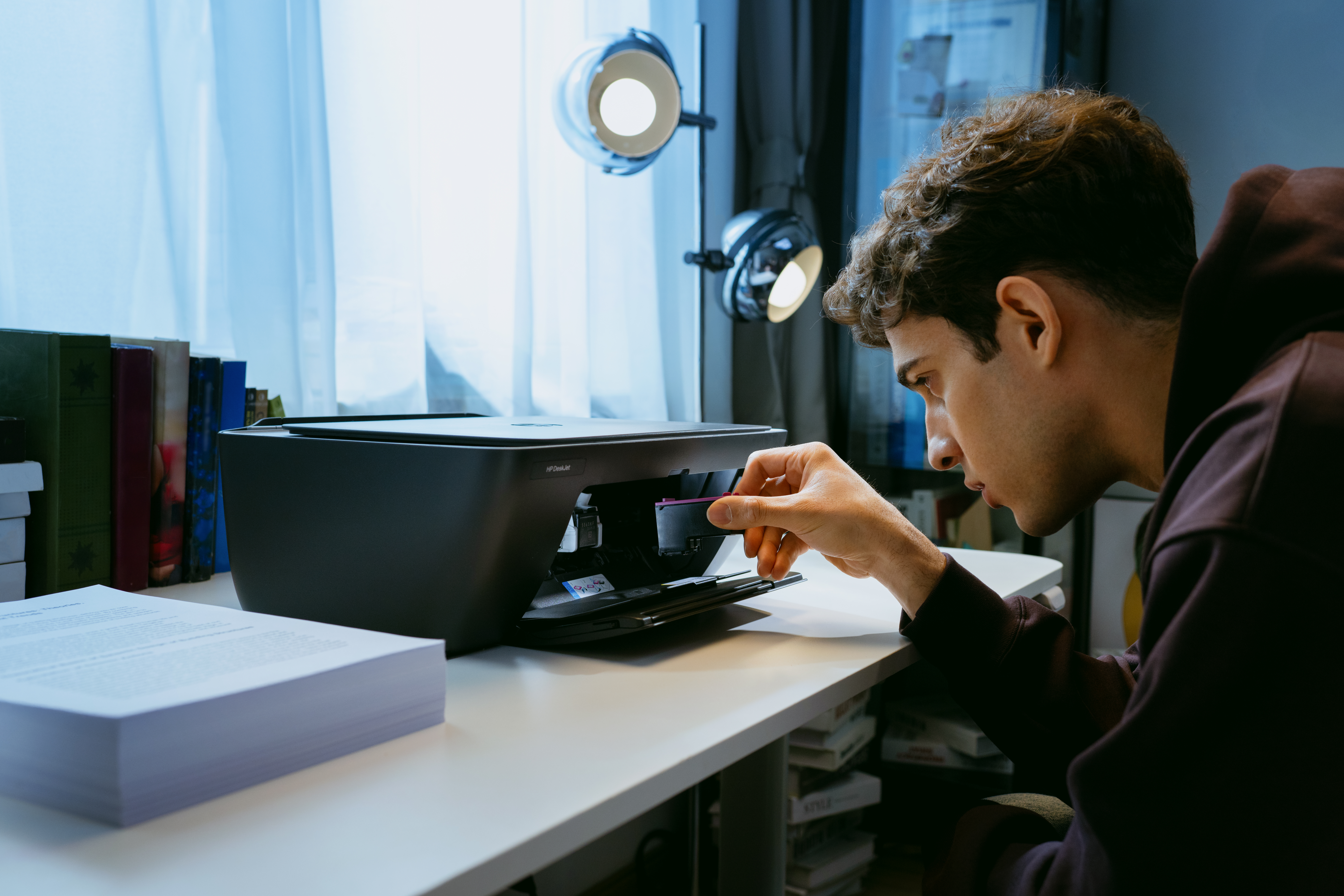 HP - Impressora Multifunções a Jato de Tinta HP DeskJet 2920 All-in-One WiFi