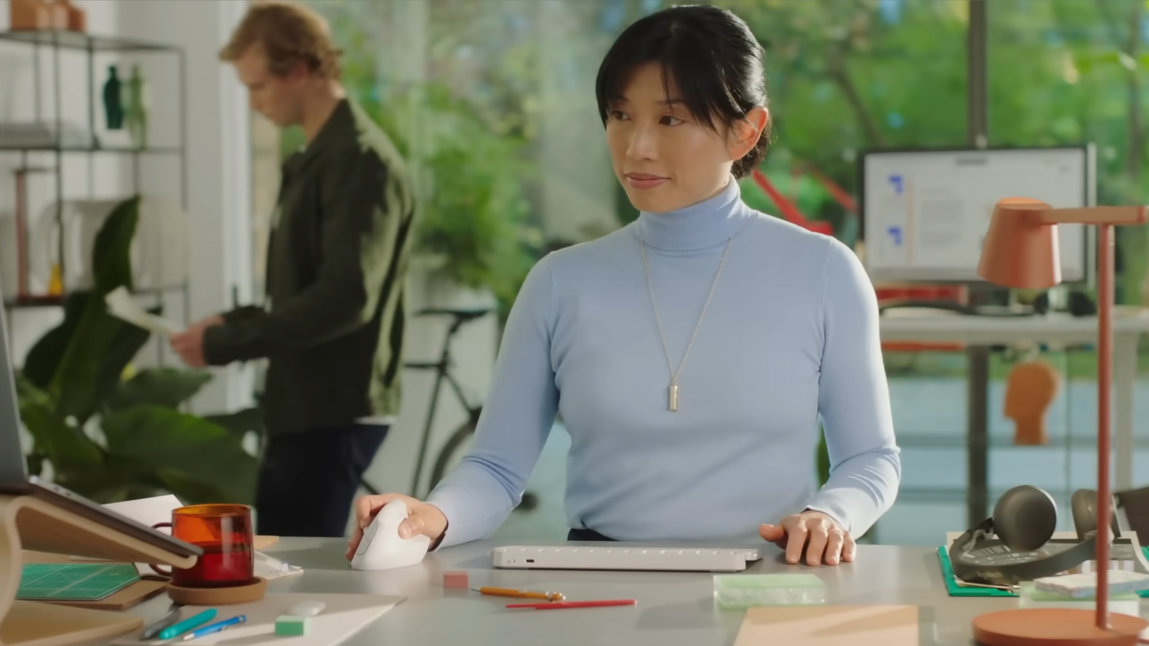 Logitech - Rato Laser Logitech Lift Vertical Ergonómico Wireless 4000DPI Graphite Mão Direita