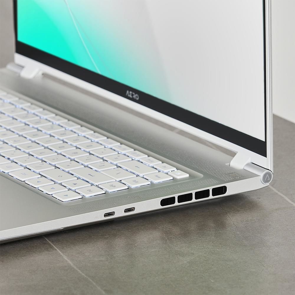 Gigabyte - Portátil Gigabyte AERO 16 OLED BKF-73PT994SO 16" i7-13700H 16GB DDR5 1TB RTX 4060 UHD+ W11