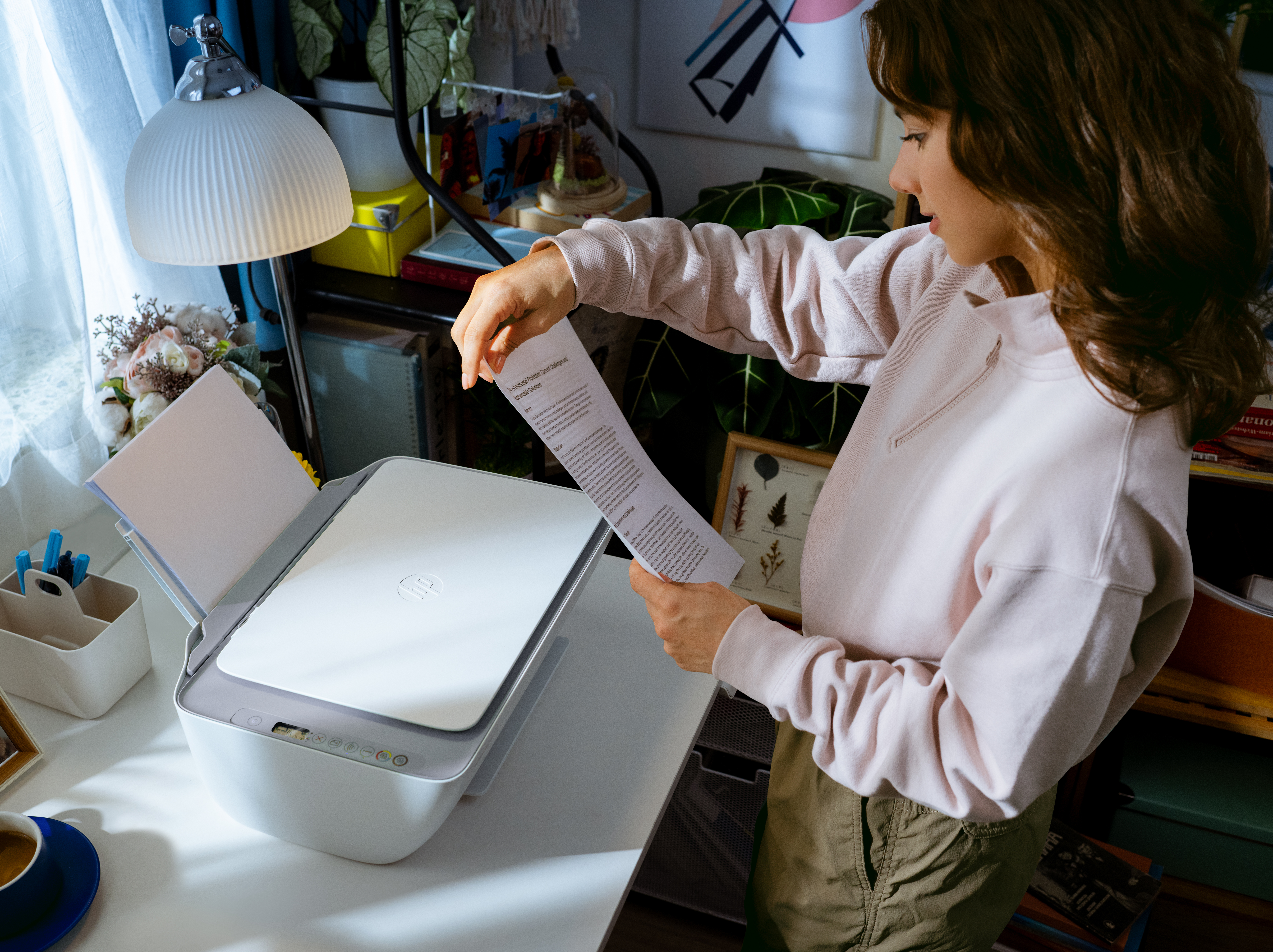 HP - Impressora Multifunções a Jato de Tinta HP DeskJet 2922 All-in-One WiFi