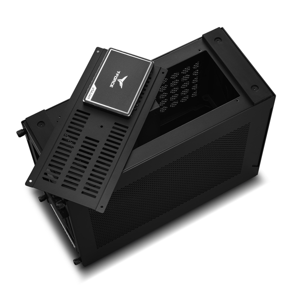 Lian Li - Caixa Mini-ITX Lian Li x Dan Cases A4-H2O X4PCIE4.0 Preta