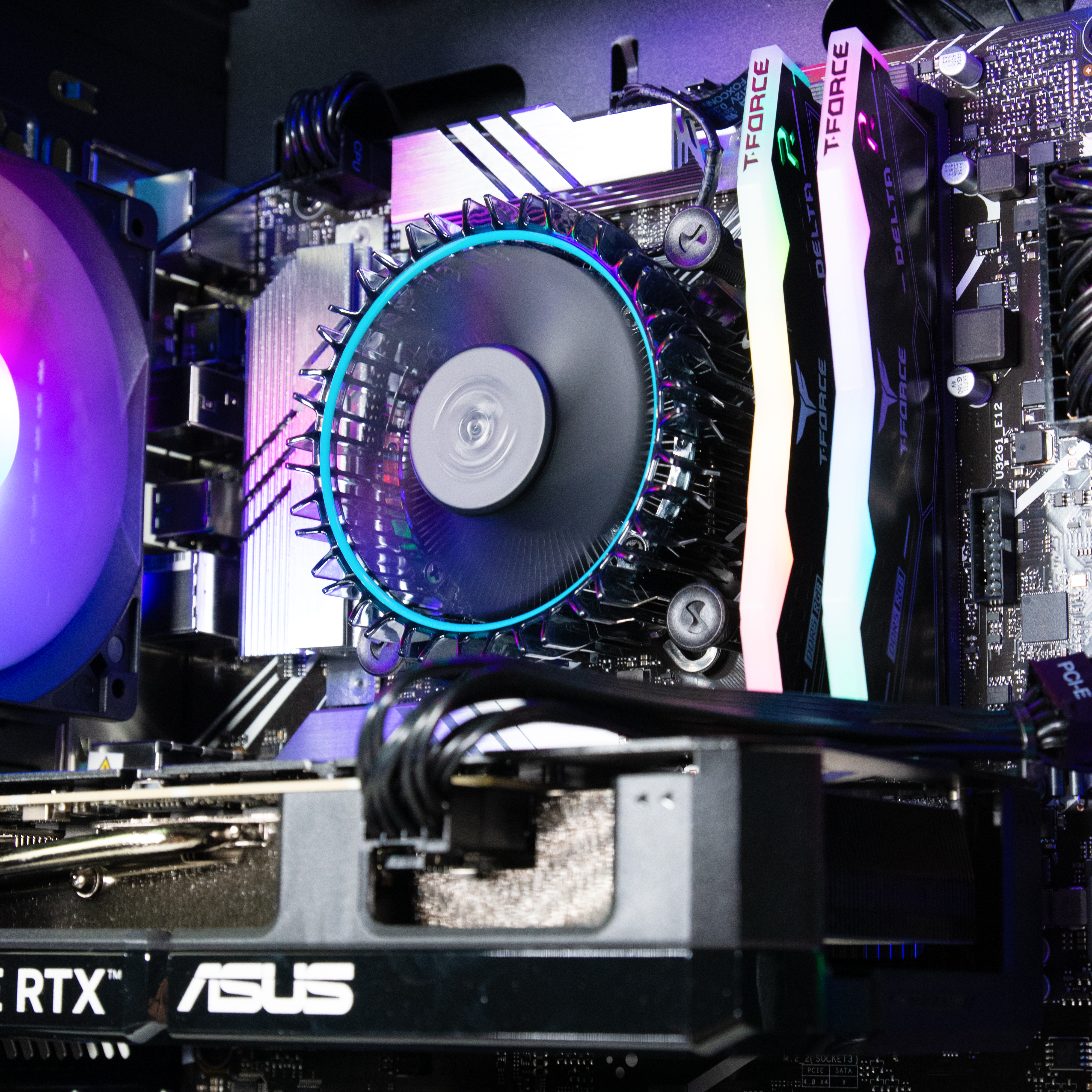 AURA PC - Computador AURA Gamer-PC Powered by ASUS Intel i5 14400F 32GB DDR5 1TB RTX 5060 Ti WiFi W11