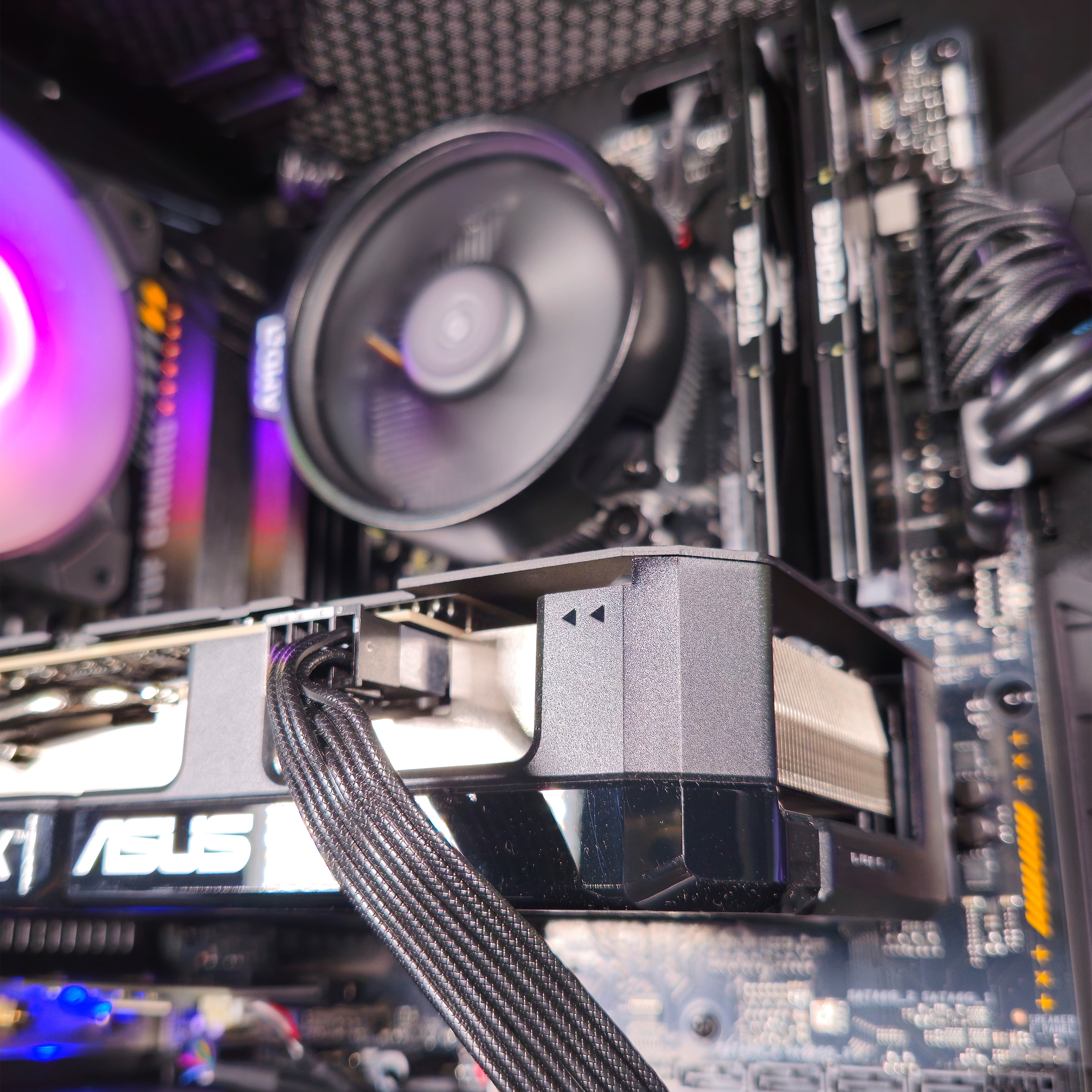 AURA PC - Computador AURA Gamer-PC Powered by ASUS Ryzen 5 7500F 32GB DDR5 1TB RTX 5060 Ti 16GB WiFi W11