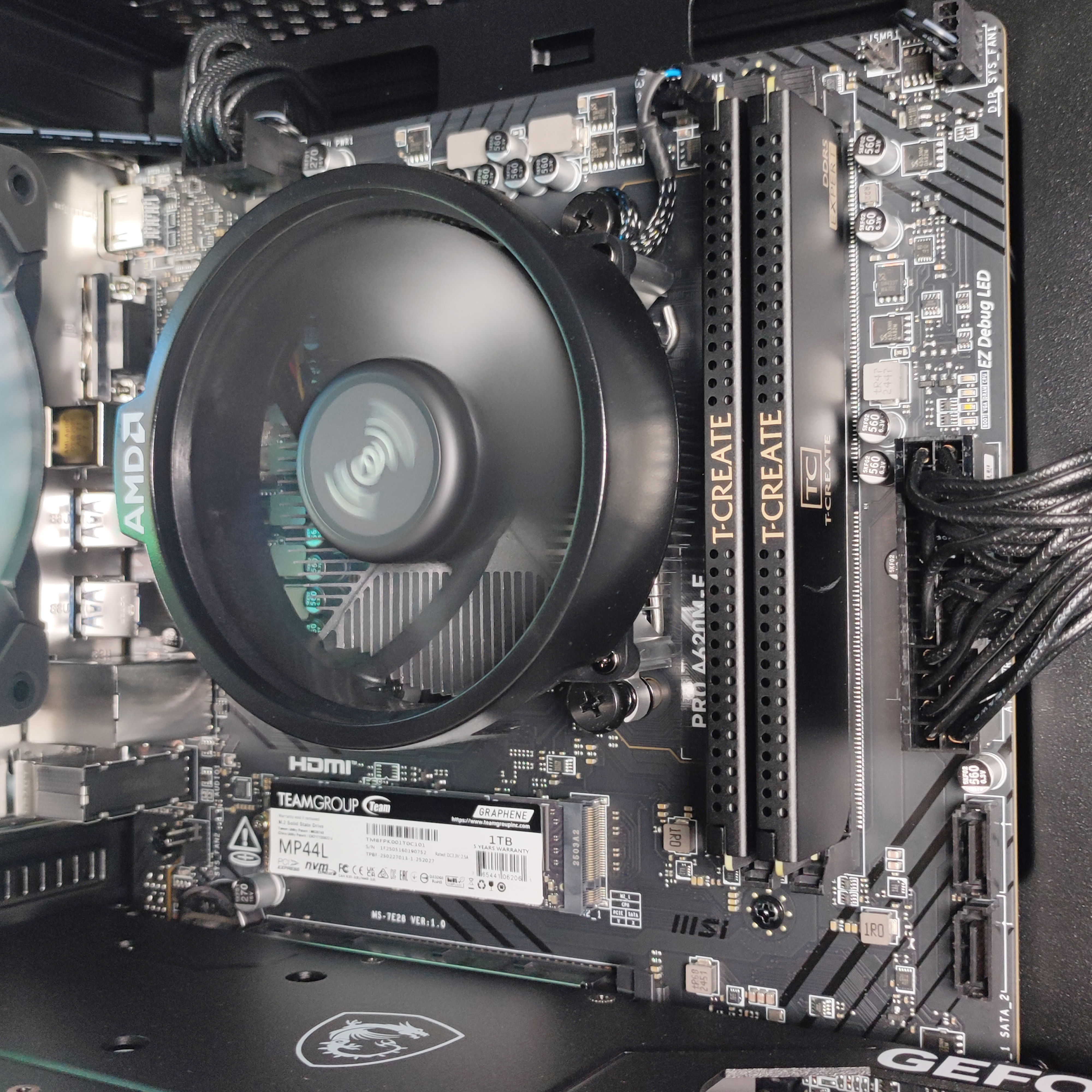 AURA PC - Computador AURA Gamer-PC Ryzen 5 7500F 32GB DDR5 1TB RTX 5060 Ti 16GB W11