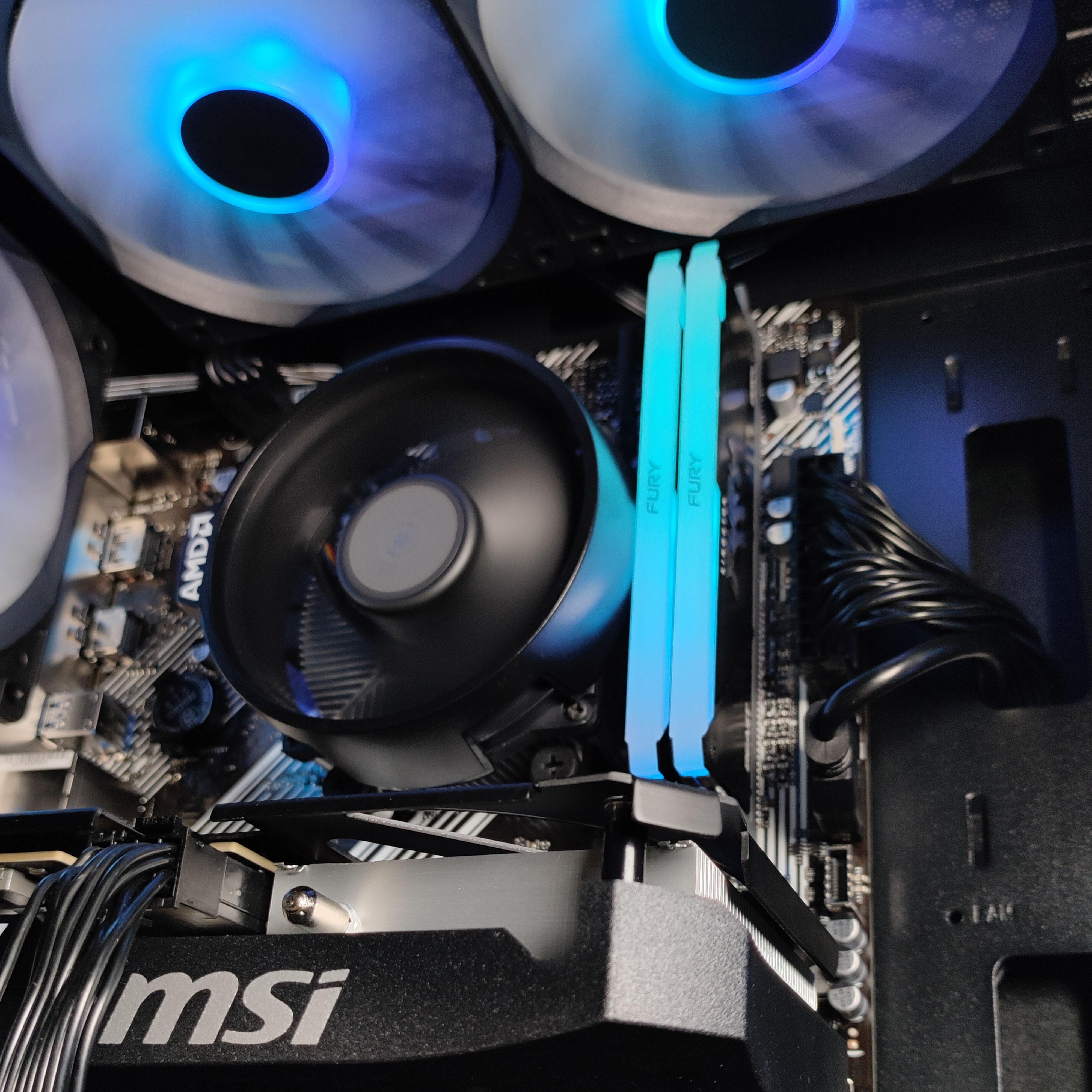 AURA PC - Computador AURA Gamer-PC TEAM 7 EDITION Ryzen 5 7500F 32GB DDR5 1TB RTX 5060 WiFi W11