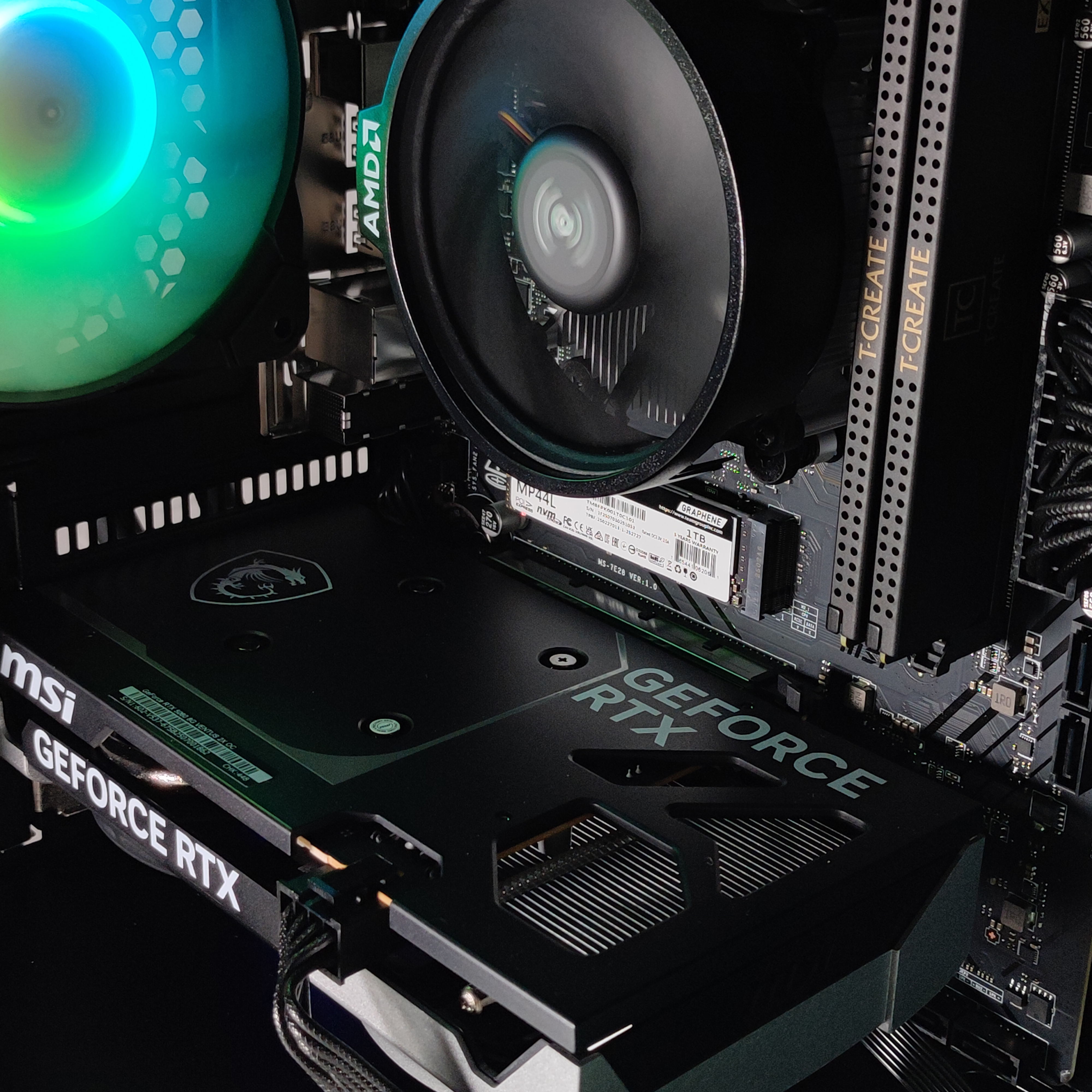 AURA PC - Computador AURA Gamer-PC Ryzen 5 7500F 32GB DDR5 1TB RTX 5060 WiFi W11