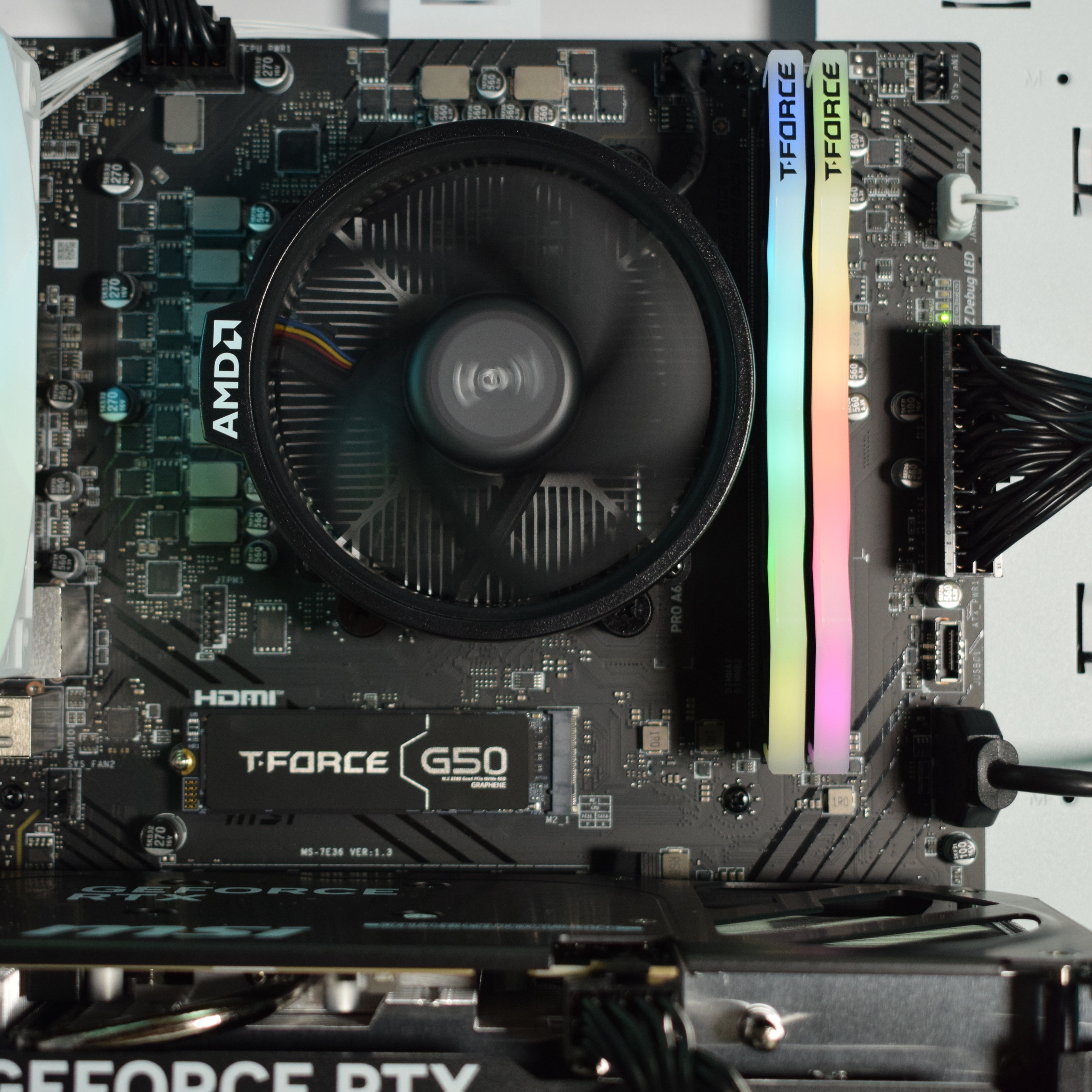 AURA PC - Computador AURA Gamer-PC Ryzen 5 7500F 32GB DDR5 1TB RTX 5060 Ti 16GB WiFi W11