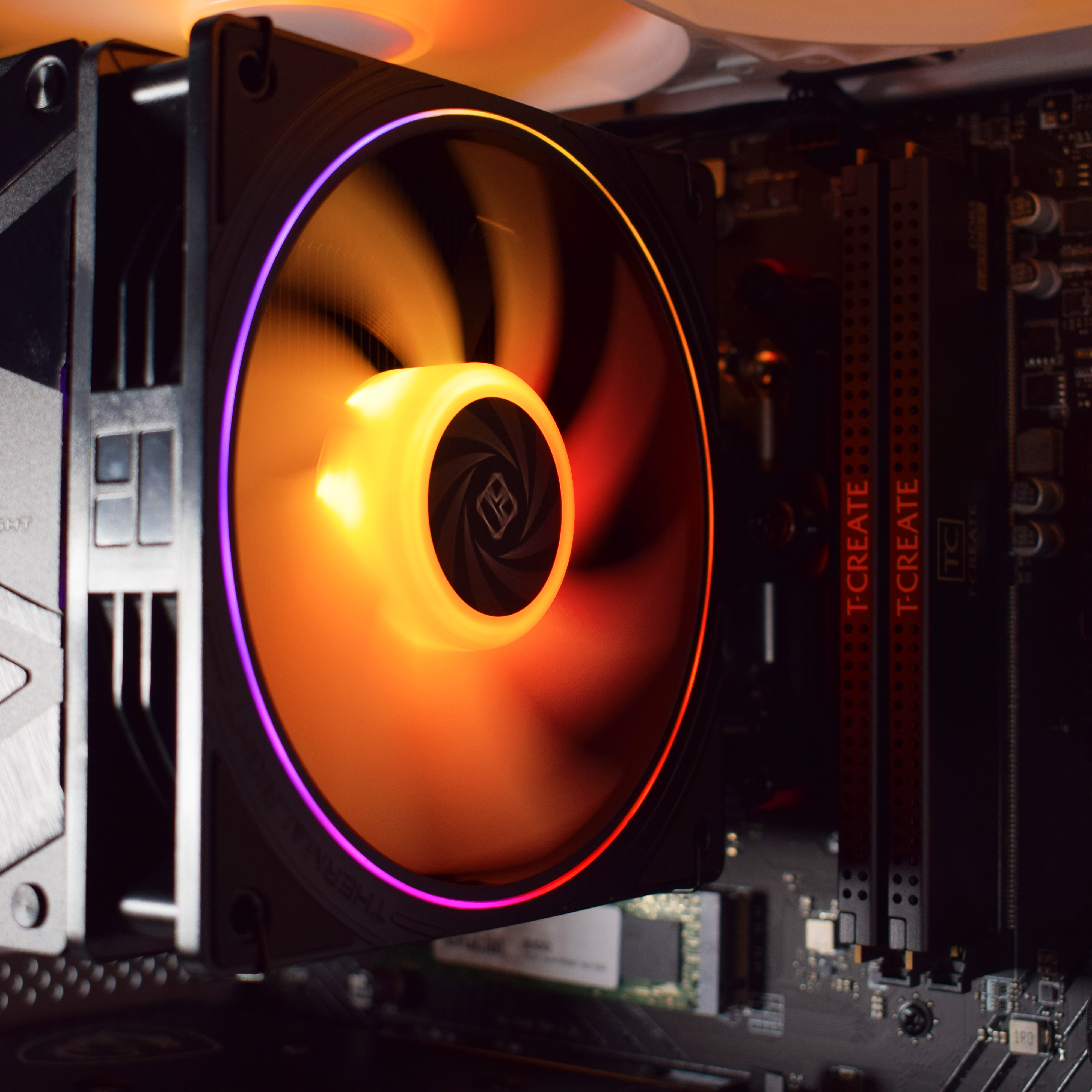 AURA PC - Computador AURA Gamer-PC Ryzen 5 7500F 32GB DDR5 1TB RTX 5060 Ti WiFi W11