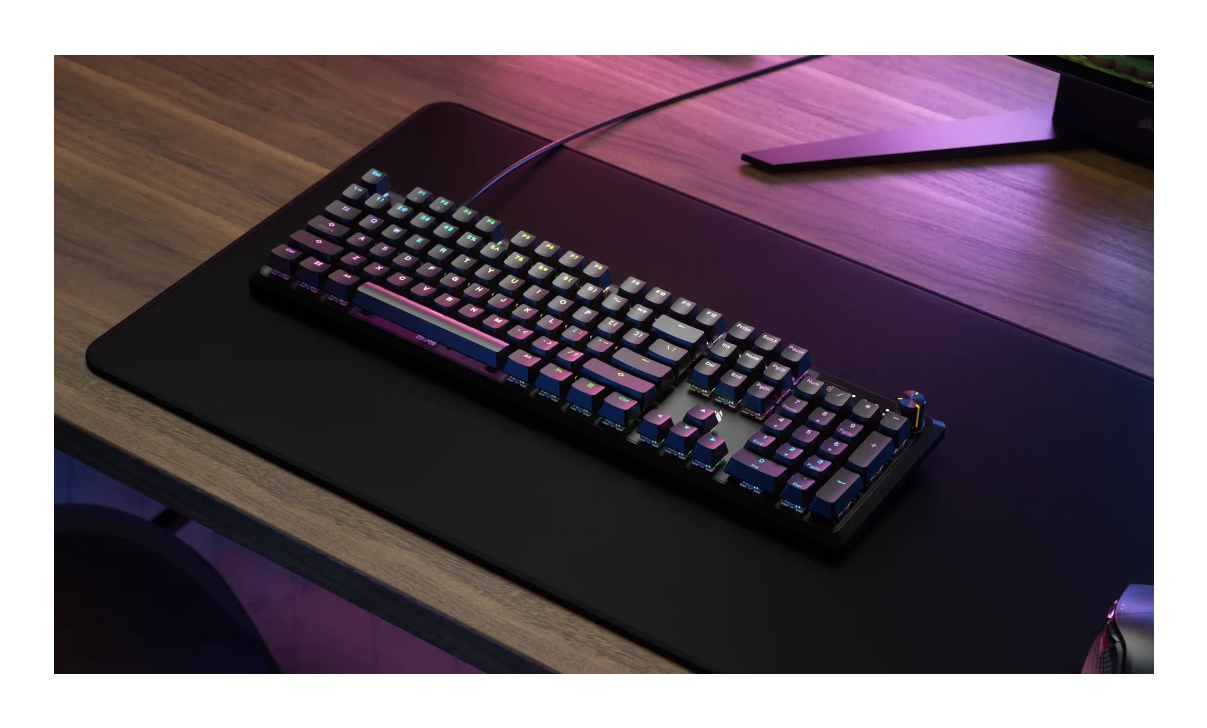 Corsair - Teclado Mecânico Corsair K70 Core RGB Switches MLX Red Preto (PT)