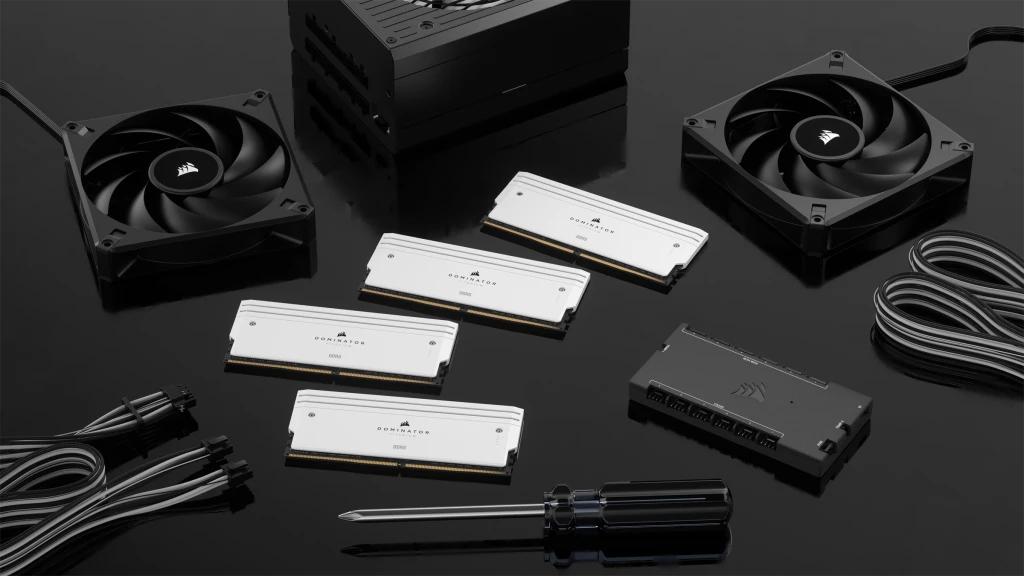 Corsair - Corsair Kit 32GB (2 x 16GB) DDR5 7200MHz Dominator Titanium RGB White CL34