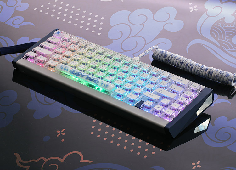 Ducky - Teclado Mecânico Ducky Ducky Year of the Dragon MX2A Purple Limited Edition ( PT )