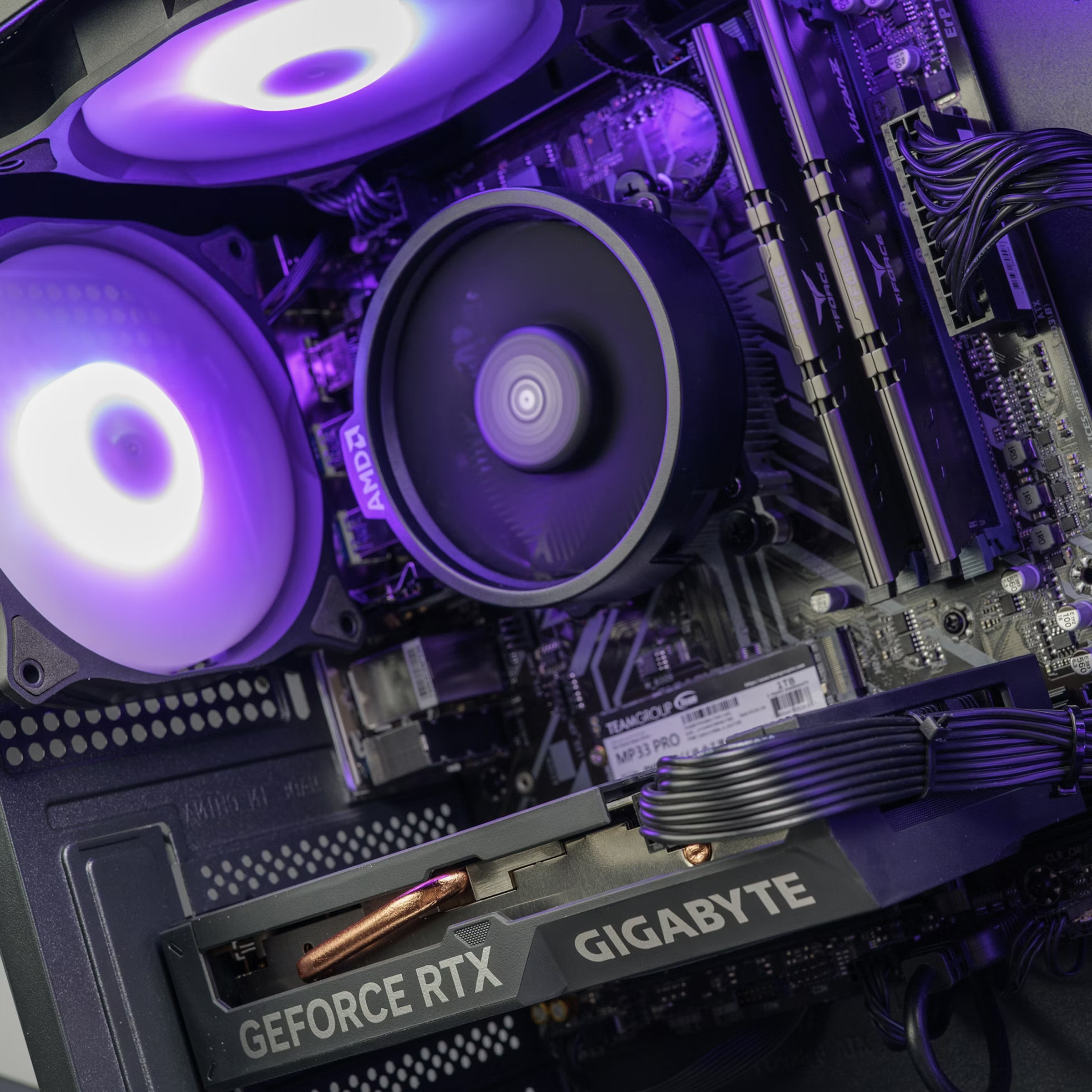 King Mod Systems - Computador Mach 1  Gamer-PC Ryzen 5 5600 16GB DDR4 1TB RTX 4060 WiFi W11