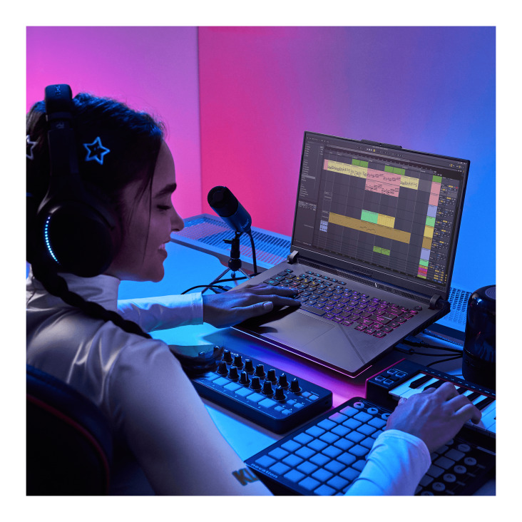 Asus - Portátil ASUS ROG Strix G16 G615LR 16" Ultra 9 275HX 32GB DDR5 1TB RTX 5070 Ti QHD+ 240Hz