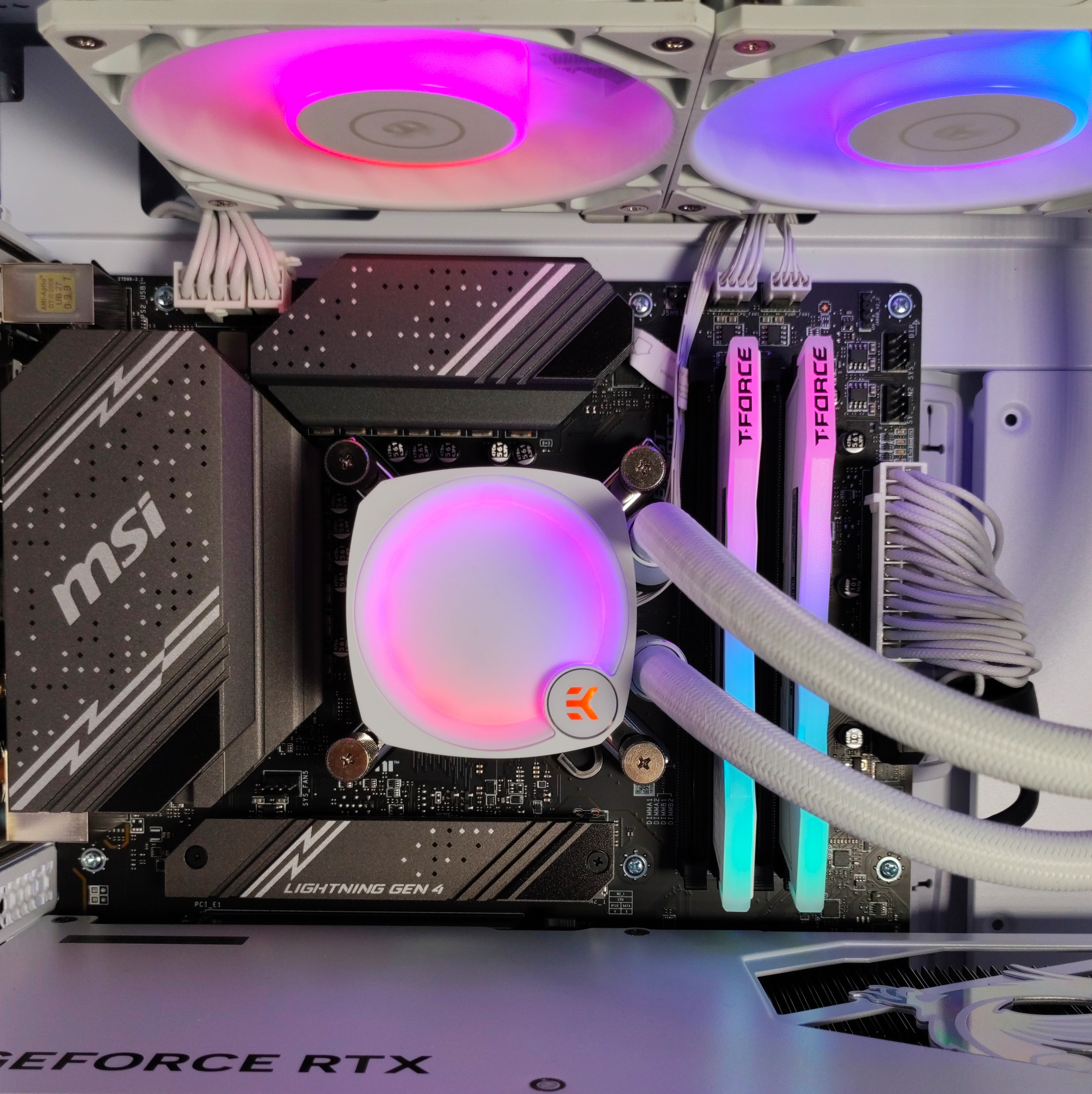 King Mod Systems - Computador King Mod Gamer-PC Intel i7 14700F 32GB DDR5 1TB RTX 5070 WiFi W11