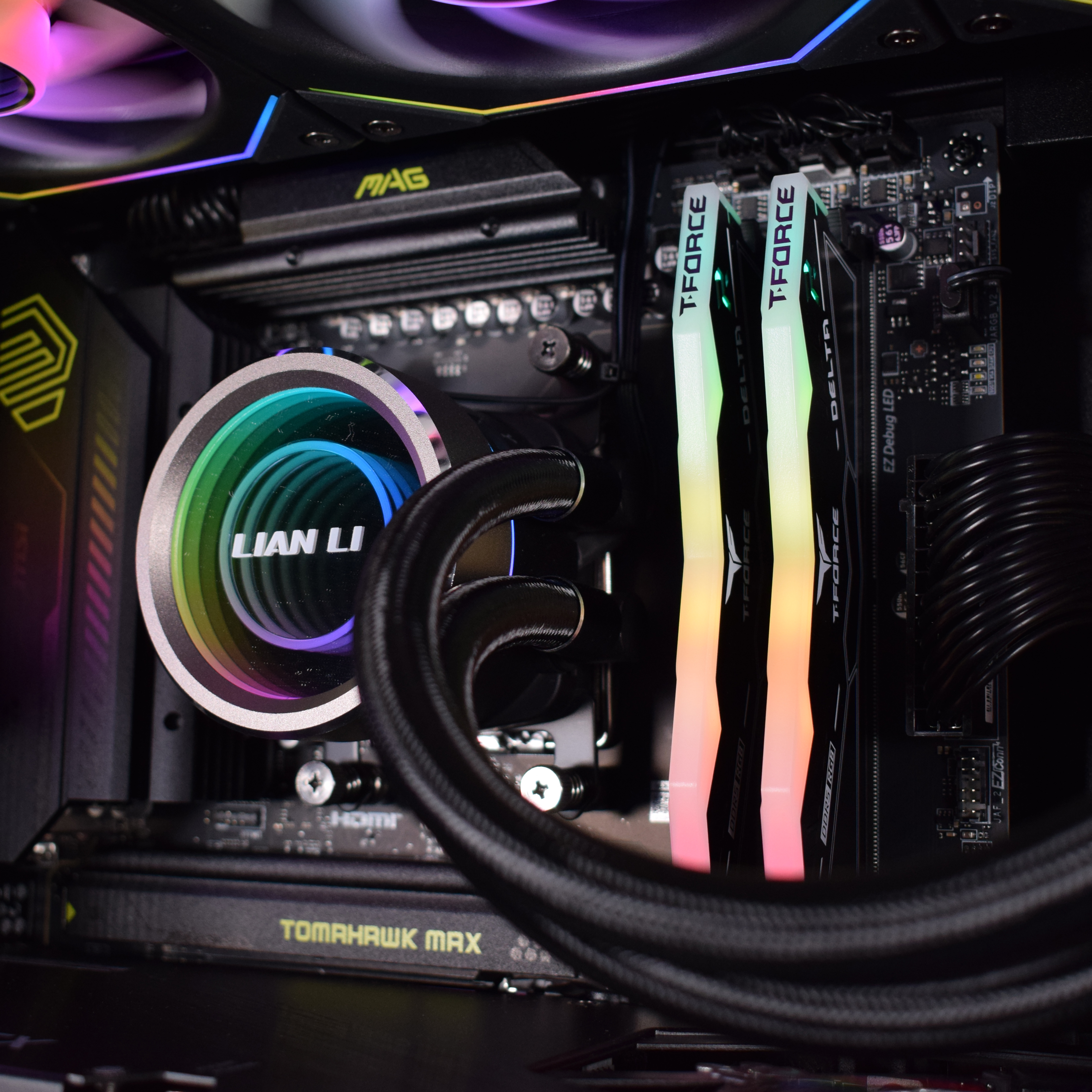 King Mod Systems - Computador King Mod Gamer-PC Ryzen 7 9800X3D 32GB DDR5 1TB RTX 5070 Ti WiFi W11