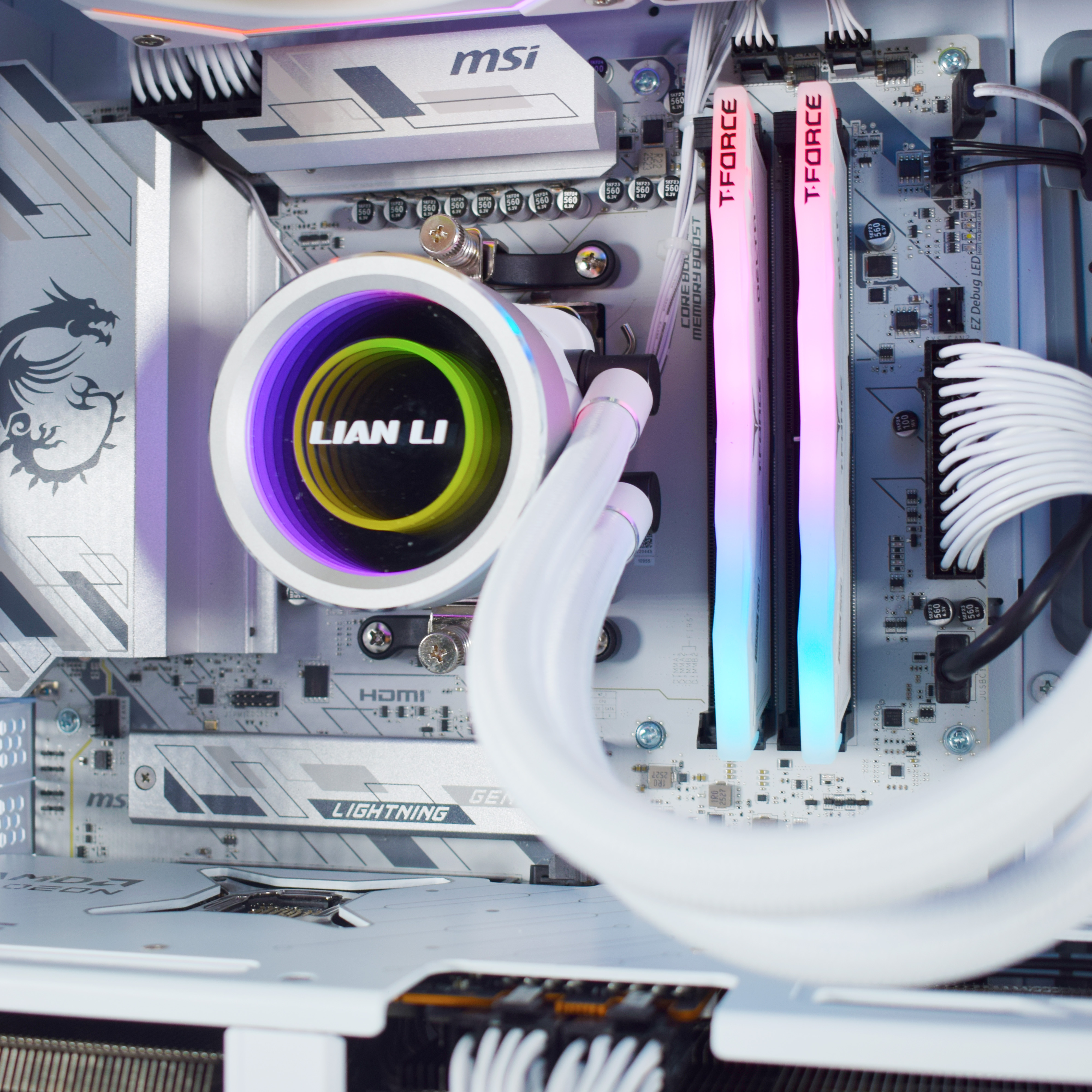 King Mod Systems - Computador King Mod Gamer-PC Ryzen 7 7800X3D 32GB DDR5 2TB RX 9070 XT WiFi W11