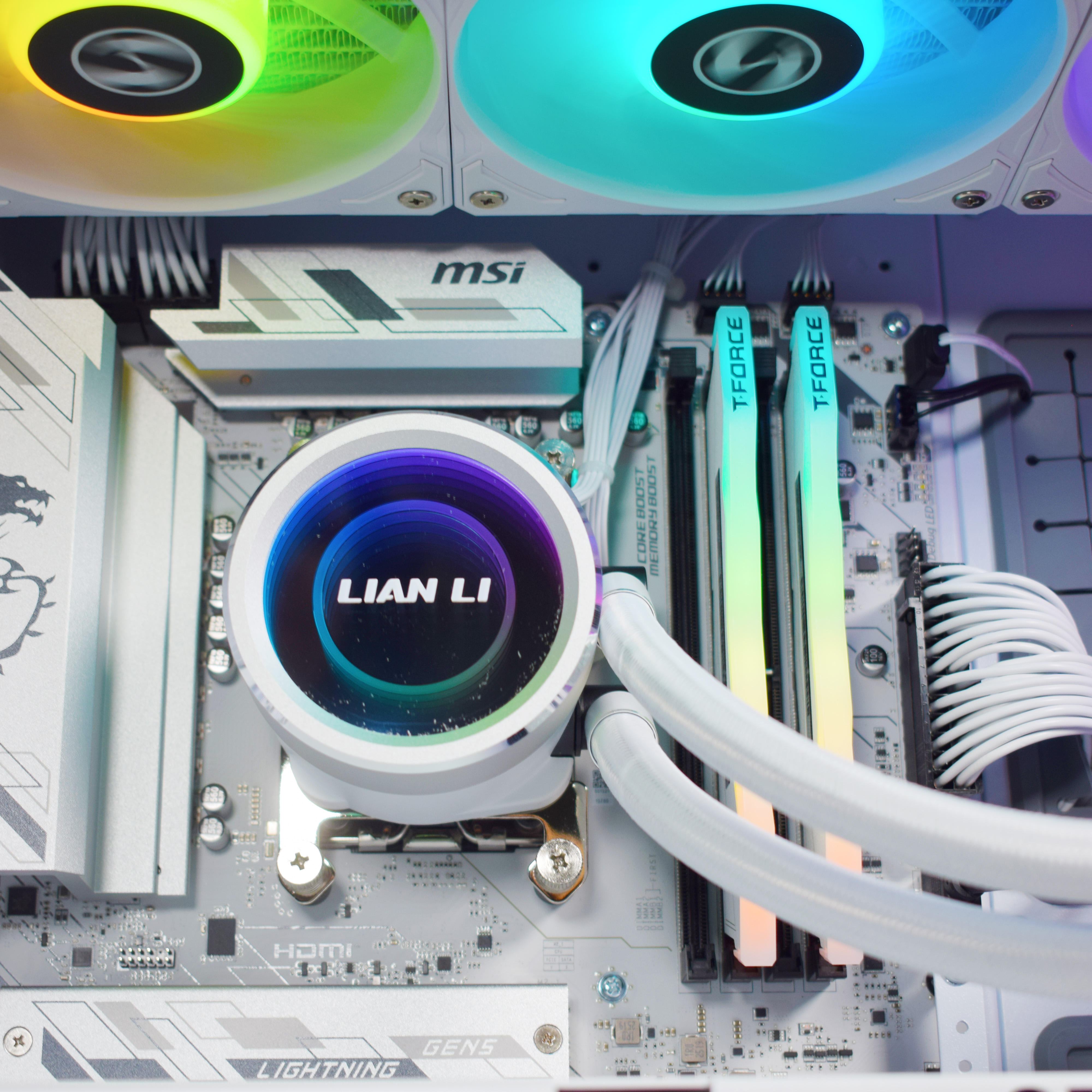 King Mod Systems - Computador King Mod Gamer-PC Ryzen 7 7800X3D 32GB DDR5 2TB RTX 5070 WiFi W11