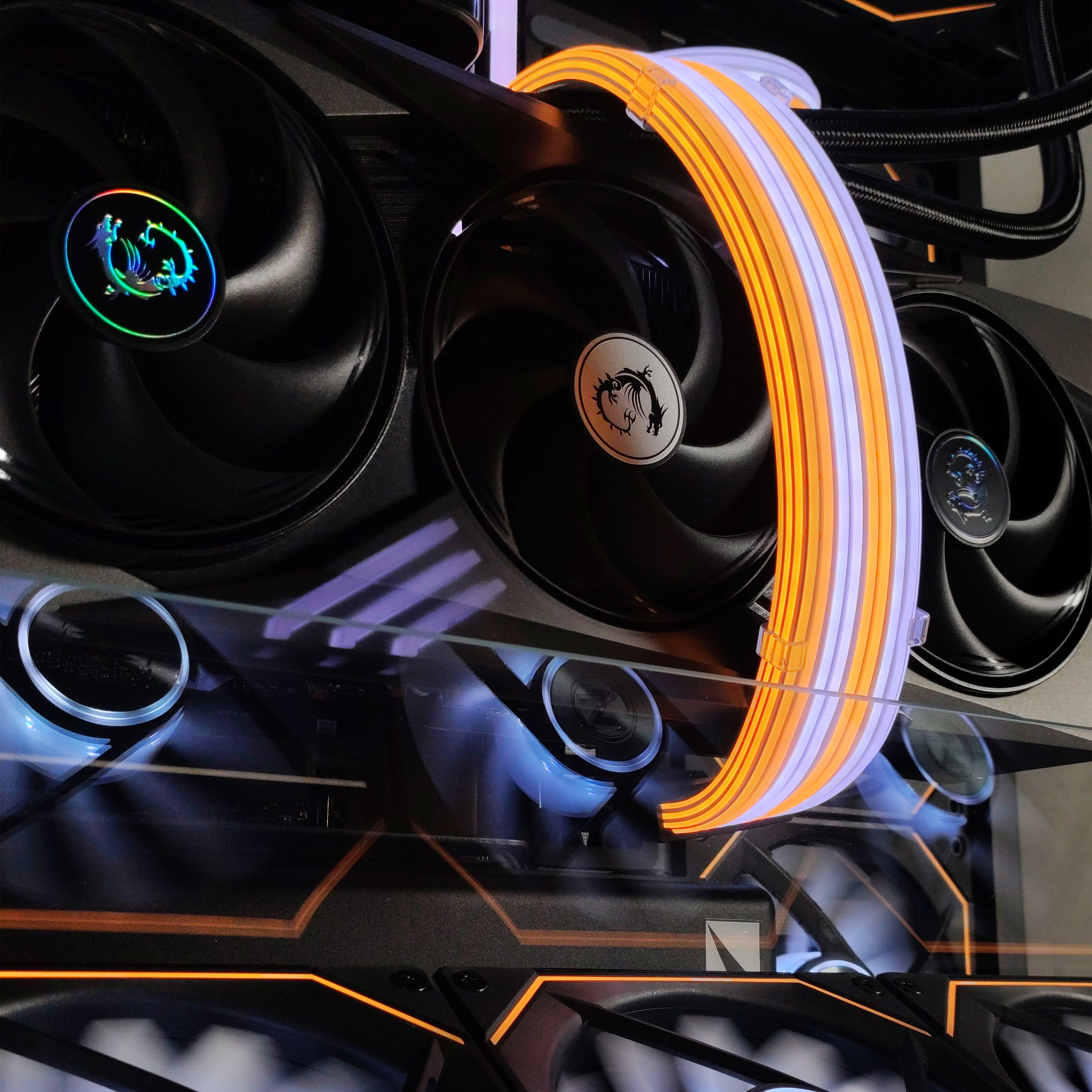 King Mod Systems - Computador King Mod Gamer-PC Ryzen 7 9800X3D 64GB DDR5 2TB RTX 5090 WiFi W11