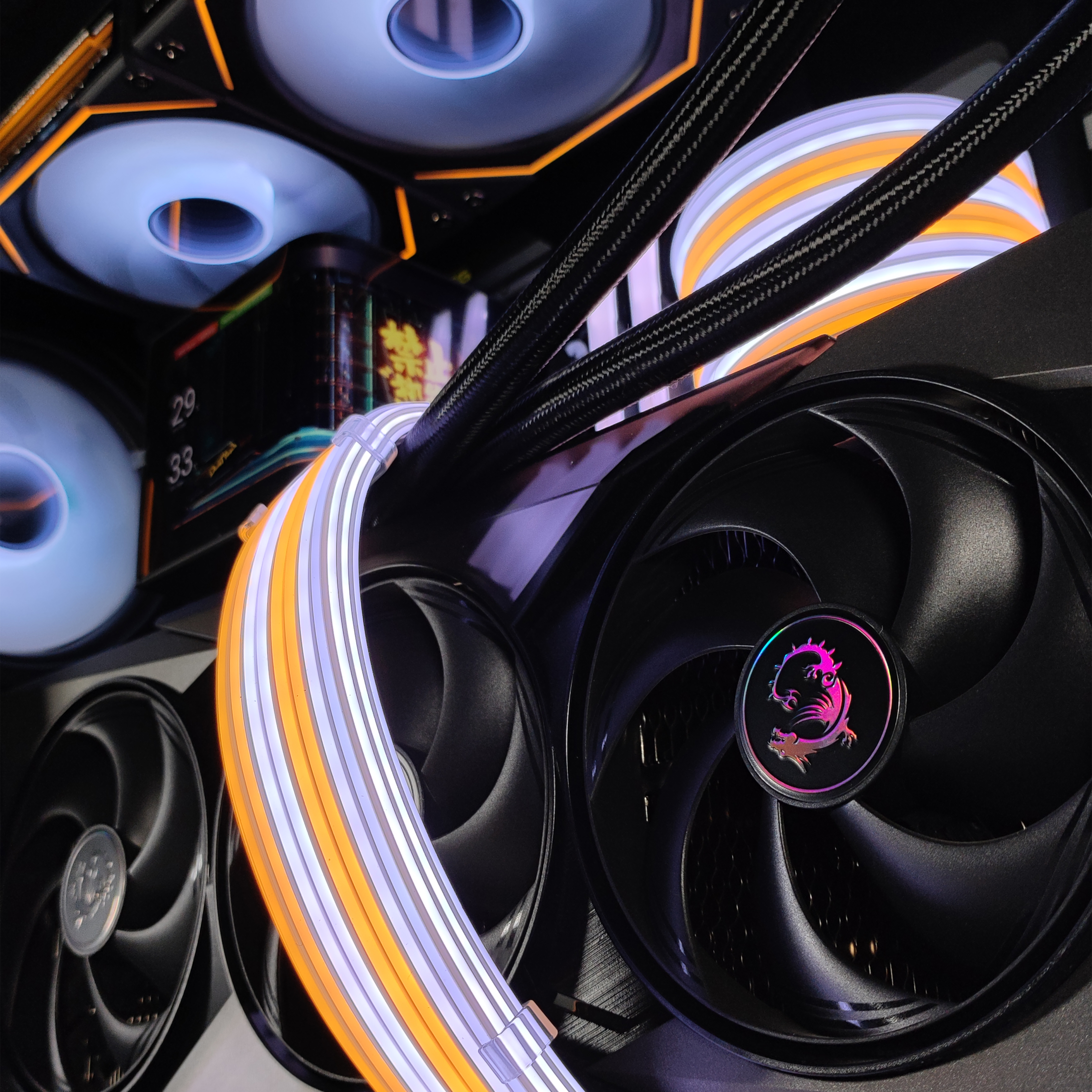King Mod Systems - Computador King Mod Gamer-PC Ryzen 7 9800X3D 64GB DDR5 2TB RTX 5090 WiFi W11