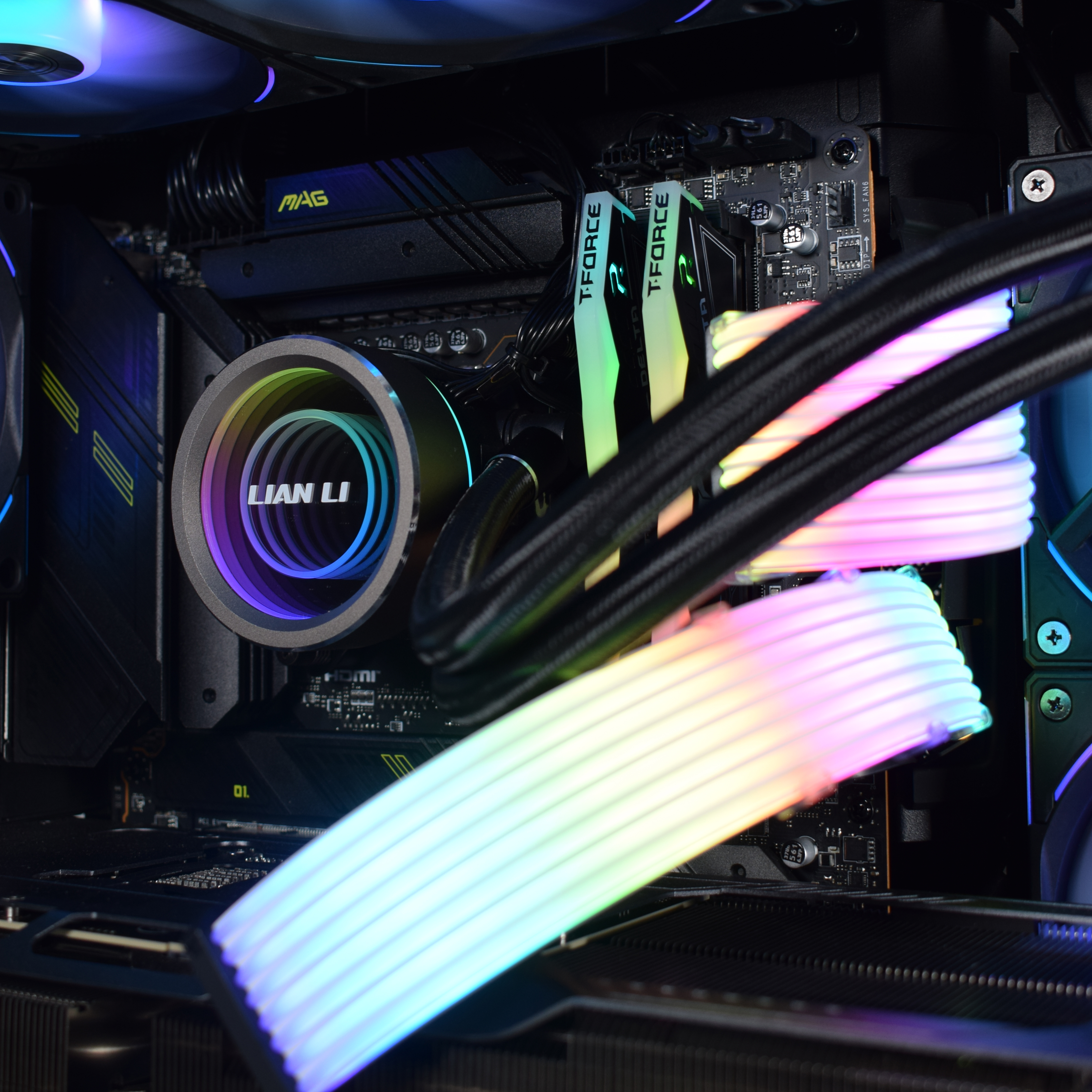 King Mod Systems - Computador King Mod Limited-PC Intel i9 14900KF 32GB DDR5 2TB RTX 5080 WiFi W11