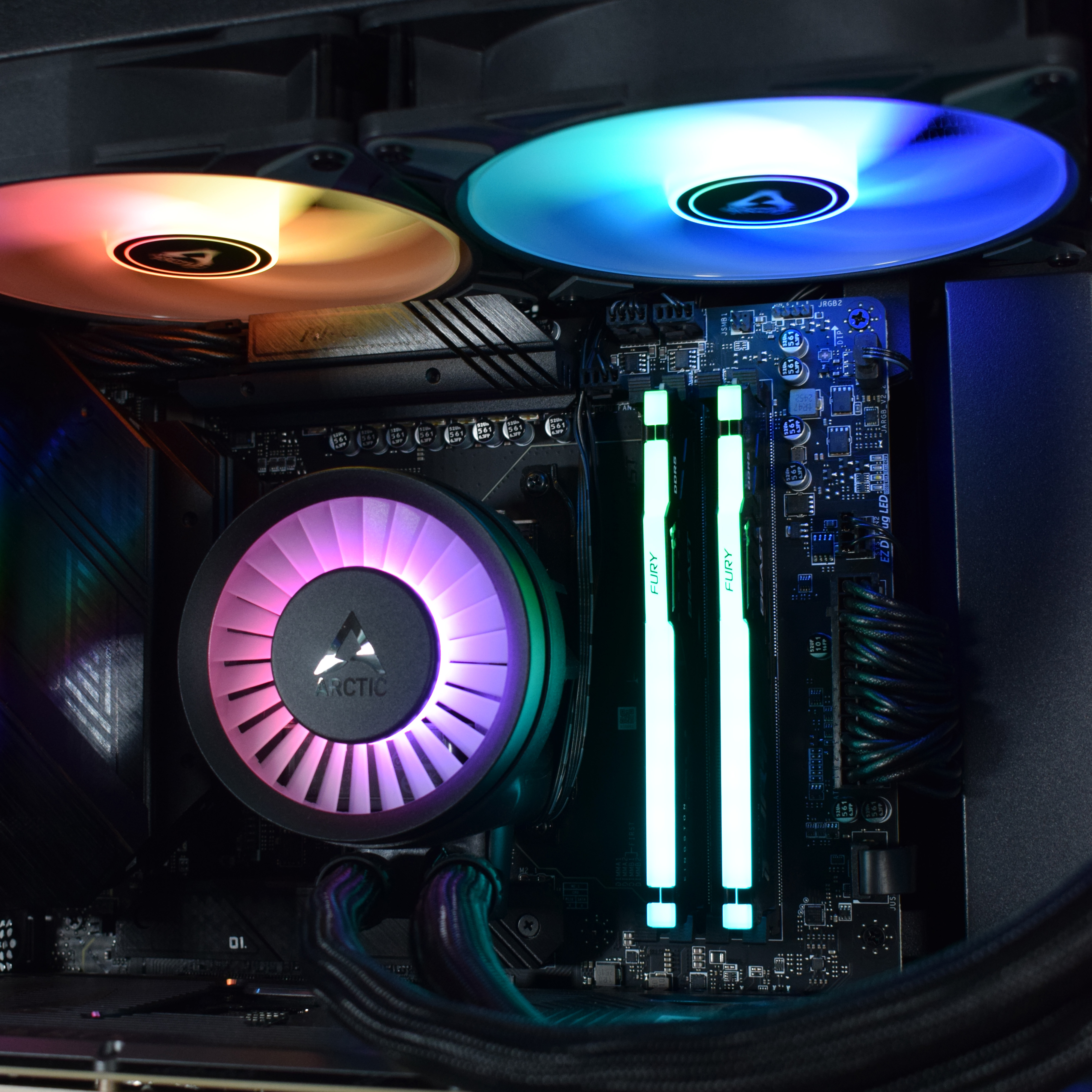 King Mod Systems - Computador King Mod Limited-PC Ryzen 7 9800X3D 32GB DDR5 2TB RTX 5070 Ti WiFi W11 V2