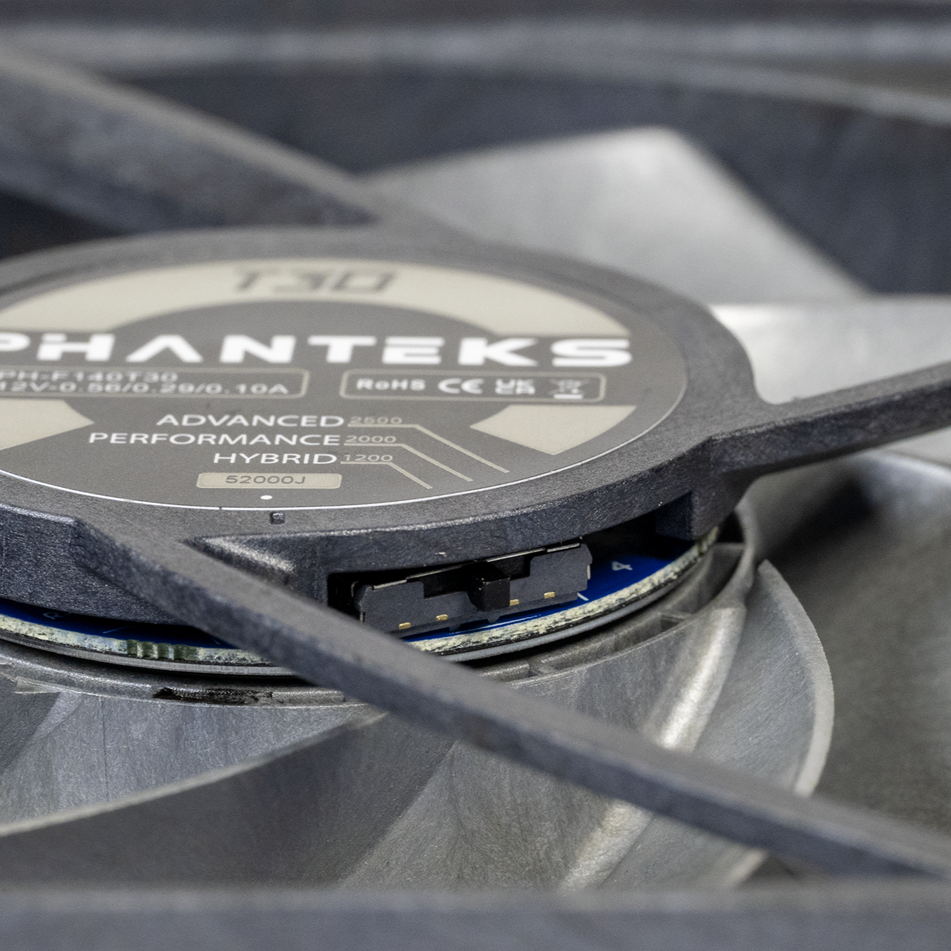 Phanteks - Ventoinha Phanteks T30 PWM Preto - 120mm