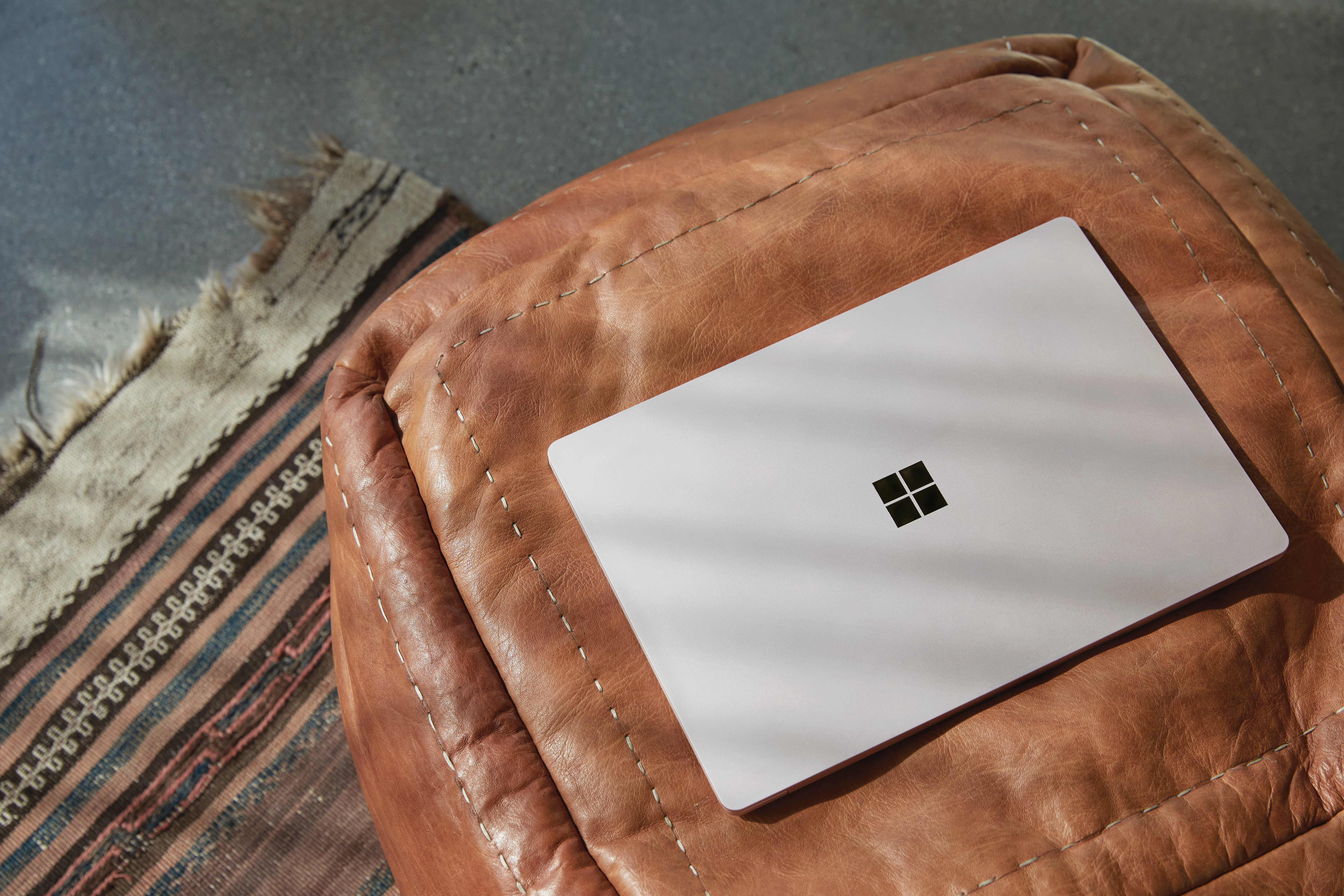 Microsoft - Microsoft Surface Laptop 3 15" Intel Core i5 1035G7 (4 Cores) 8GB RAM 128GB SSD Win 10 Pro Platina