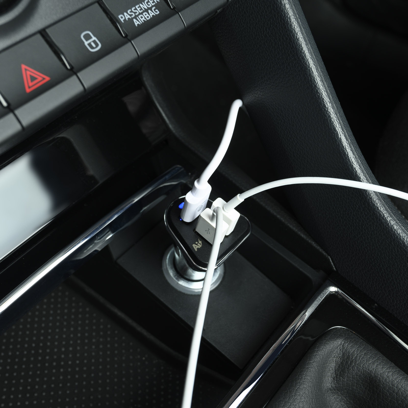 Tooq - Carregador de Isqueiro Tooq 3x USB 5V/5.2A Preto