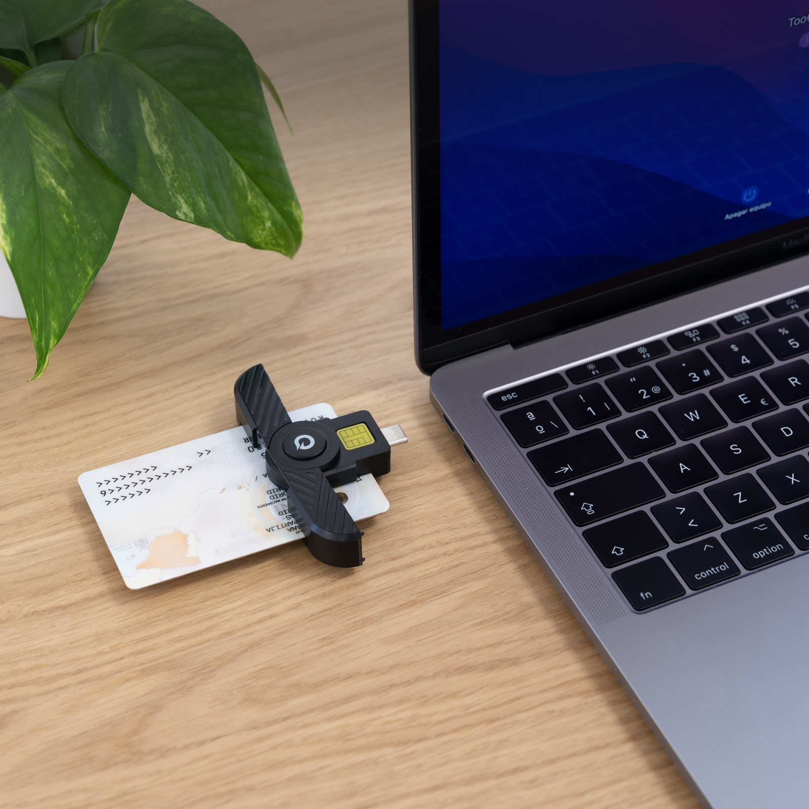 Tooq - Leitor de Cartões DNIE Tooq USB-C 2.0, Preto