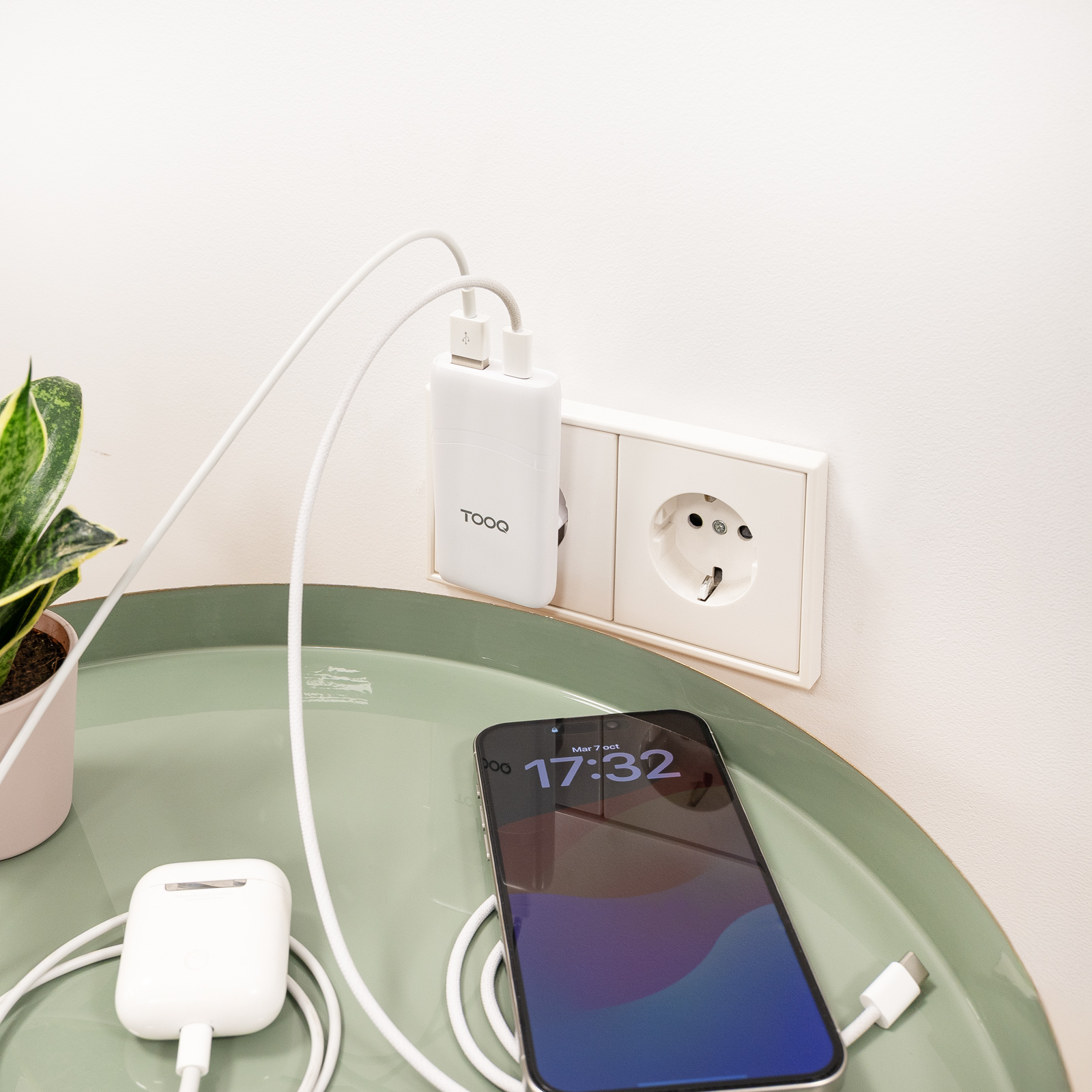 Tooq - Carregador Tooq GaN USB-C/PD+USB-A/QC 65W, Branco