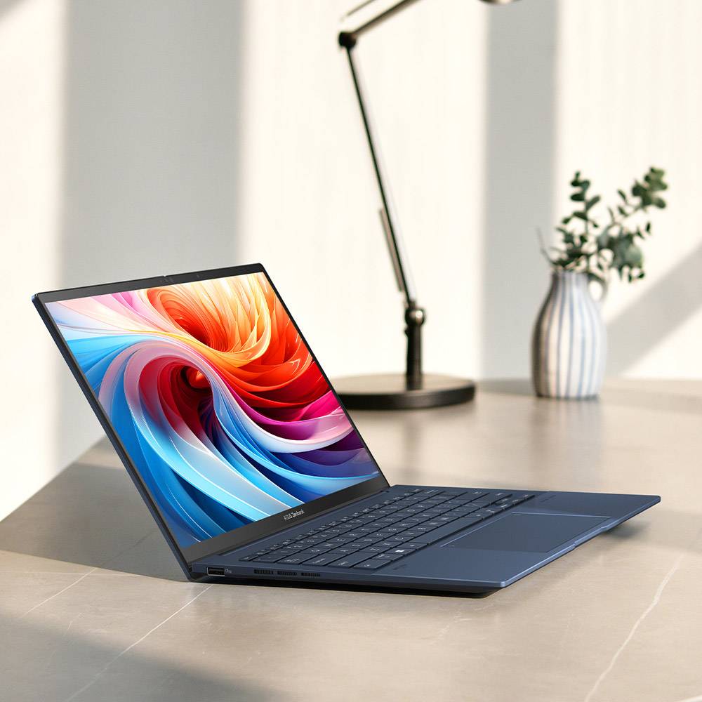 Asus - Portátil ASUS Zenbook 14 UX3405CA 14" Ultra 7 255H 32GB DDR5 1TB OLED Touch Intel Arc Graphics W11