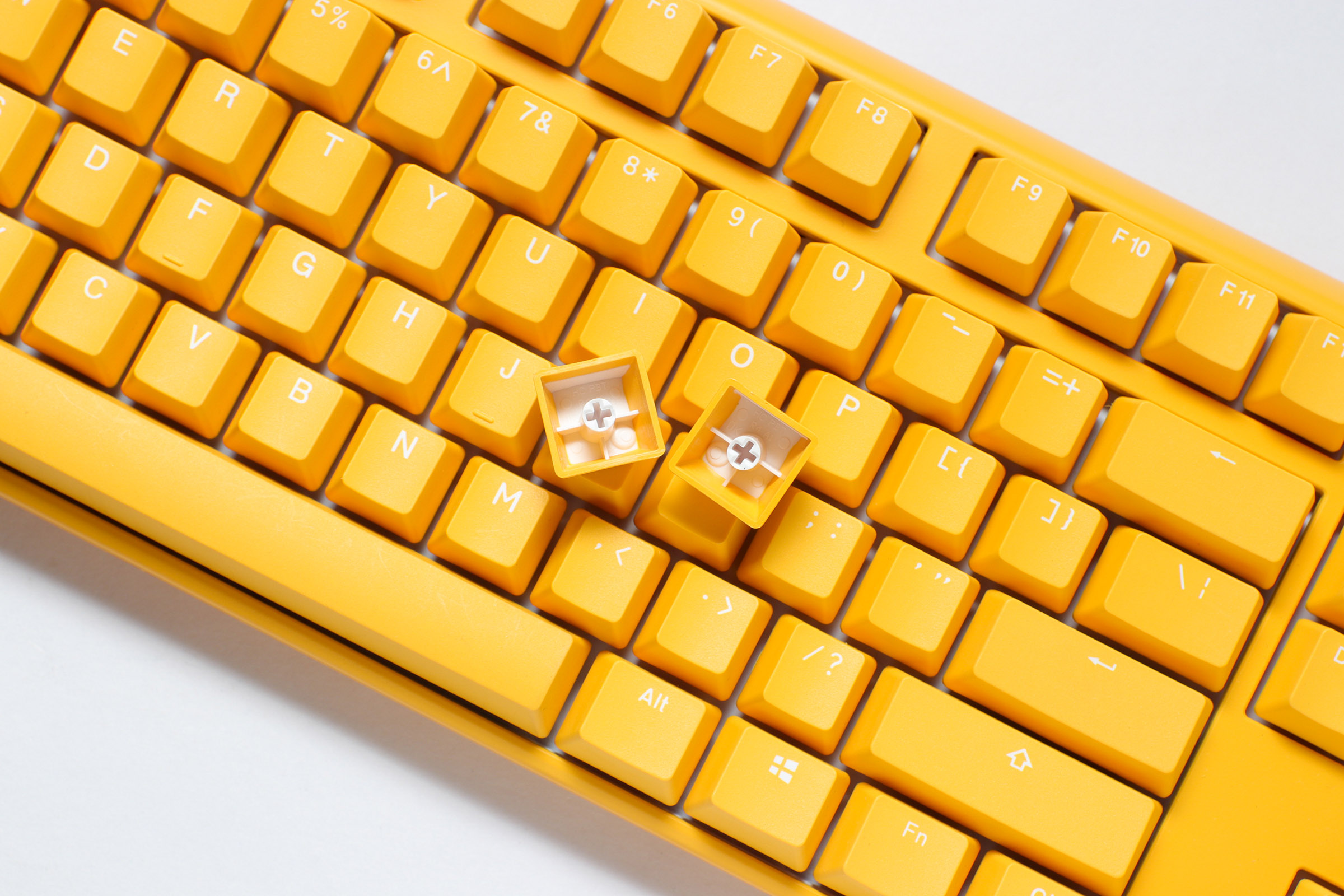 Ducky - Teclado Ducky One 3 Yellow Ducky Full-Size, Hot-swappable, MX-Red, RGB, PBT - Mecânico (DE)