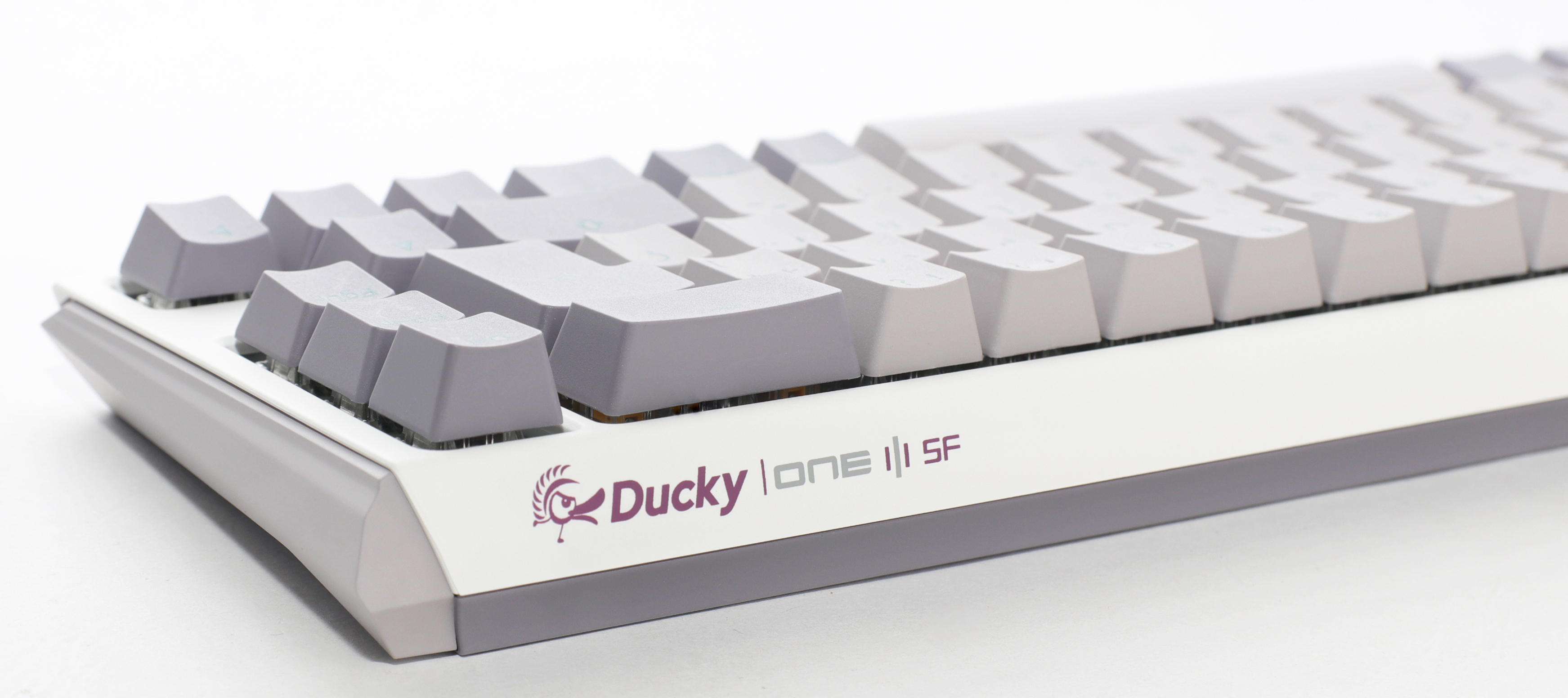 Ducky - ** B Grade ** Teclado Ducky ONE 3 Mist SF 65%, Hot-swappable, MX-Red, RGB