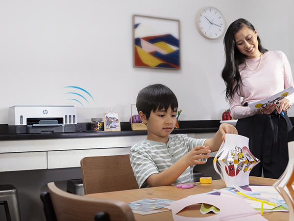HP - Impressora Multifunções a Jato de Tinta HP Smart Tank 7006 All-in-One WiFi