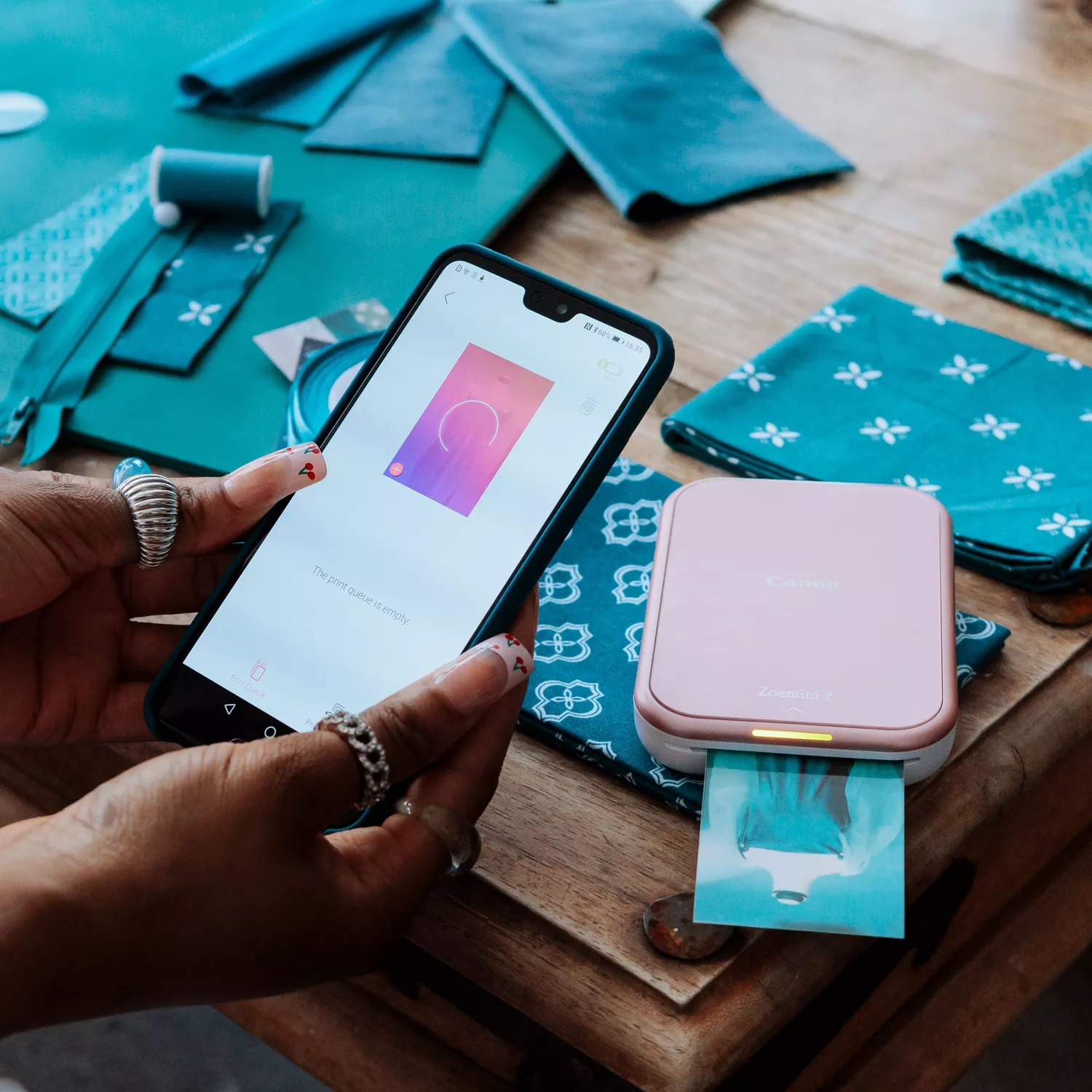  - Impressora Portátil Canon ZOEMINI 2 Sem Fios Ouro Rosa