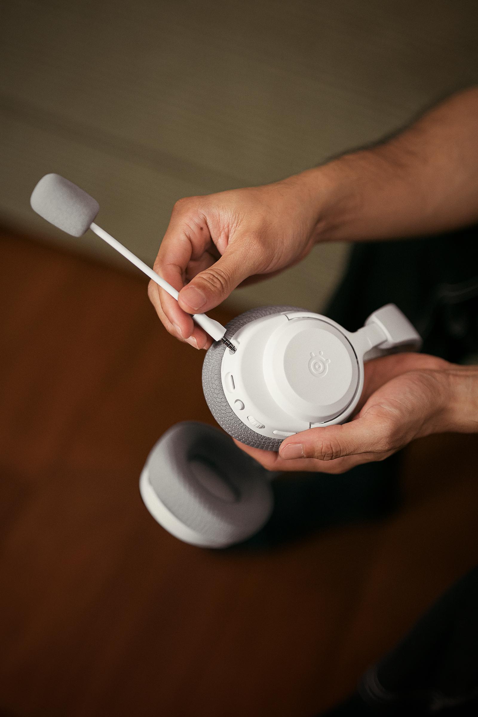 SteelSeries - Headset Steelseries Arctis Nova 3P Wireless/Bluetooth Branco