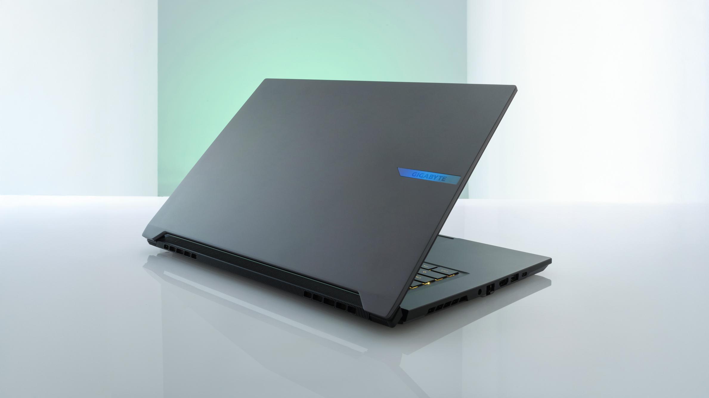 Gigabyte - Portátil Gigabyte AERO X16 1VH93PTC94AH 16" Ryzen AI 7 350 16GB DDR5 1TB RTX 5060 QHD+ 165Hz W11