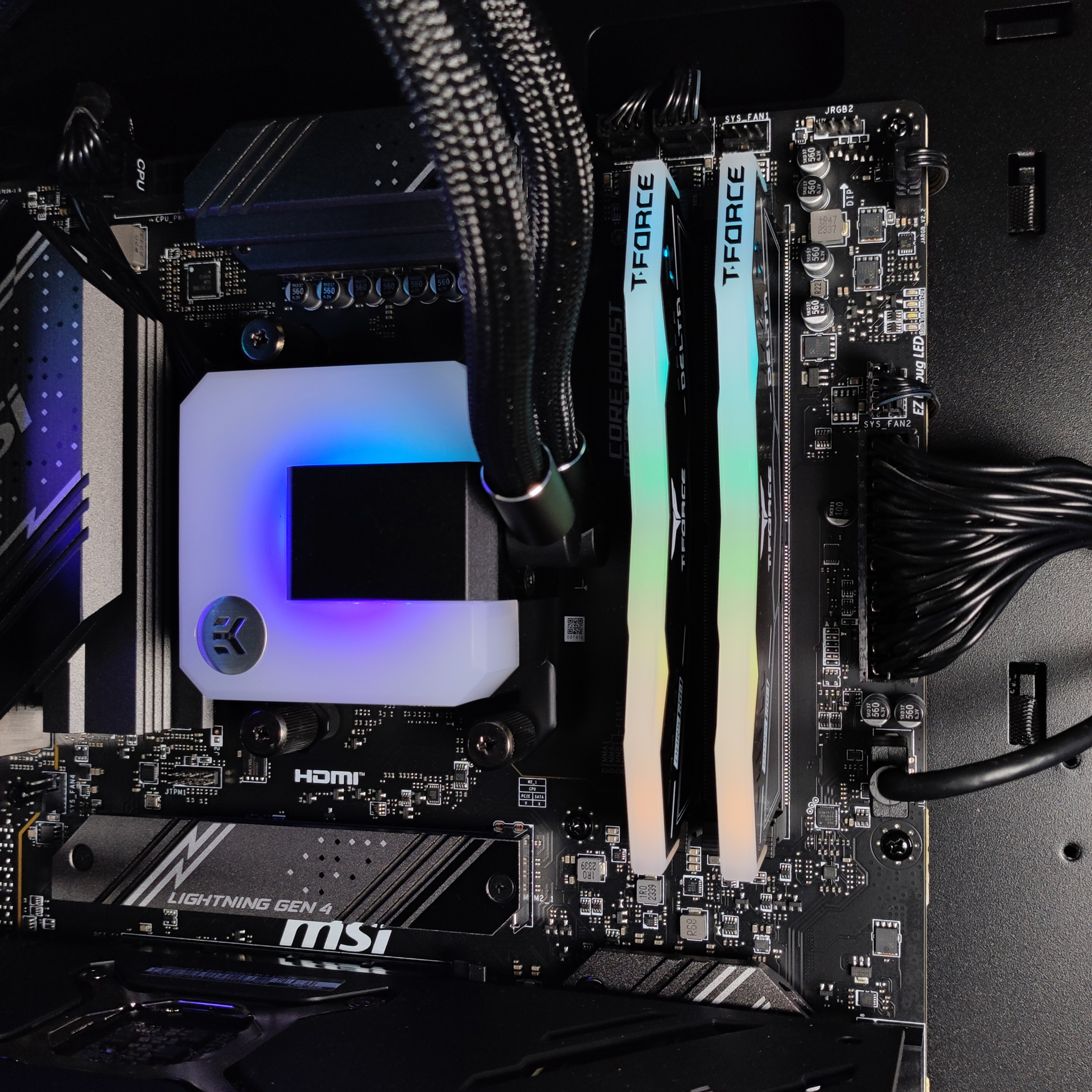 AURA PC - Computador AURA Limited-PC Ryzen 5 7600X 32GB DDR5 1TB RTX 4070 WiFi W11