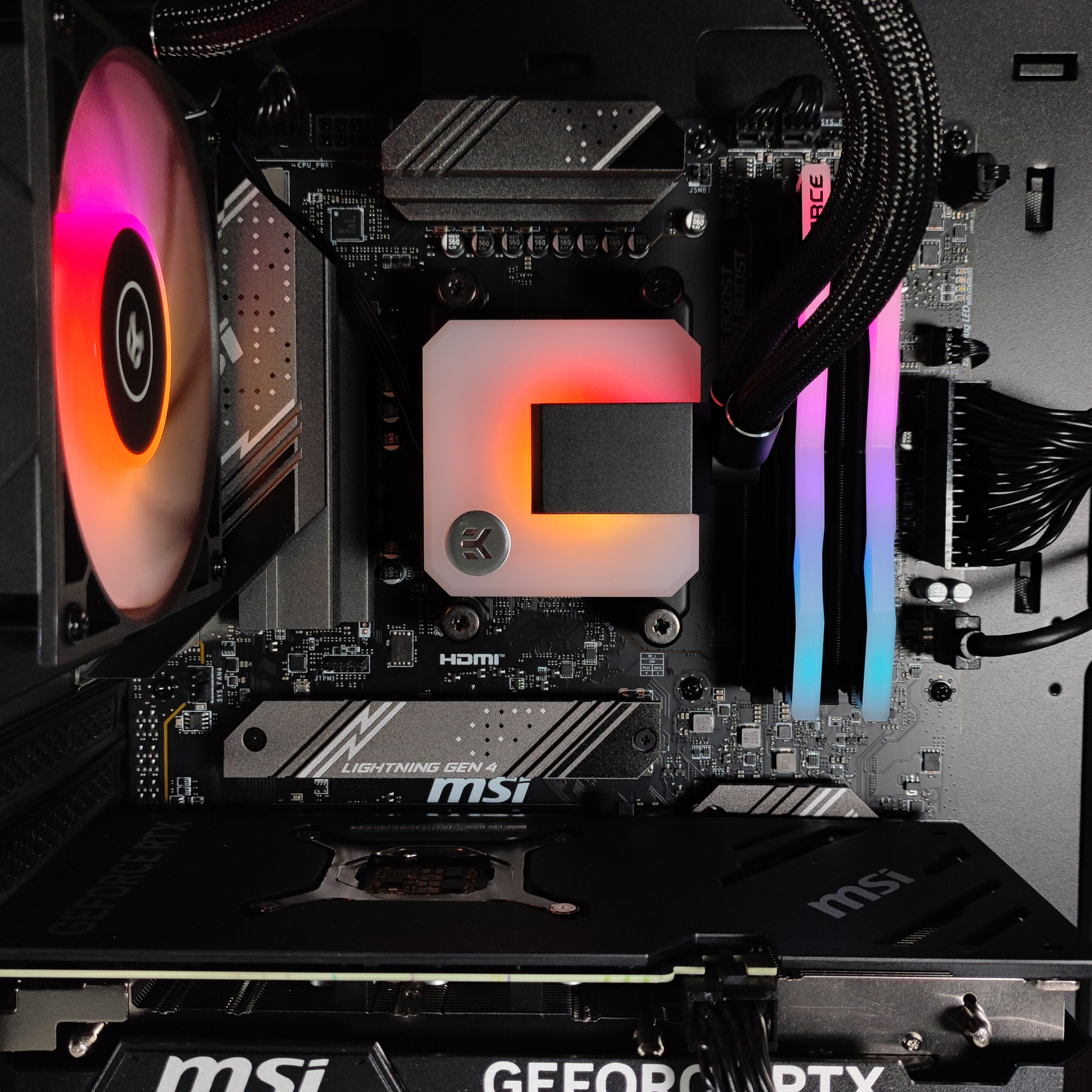 AURA PC - Computador AURA Limited-PC Ryzen 5 7600X 32GB DDR5 1TB RTX 4070 WiFi W11