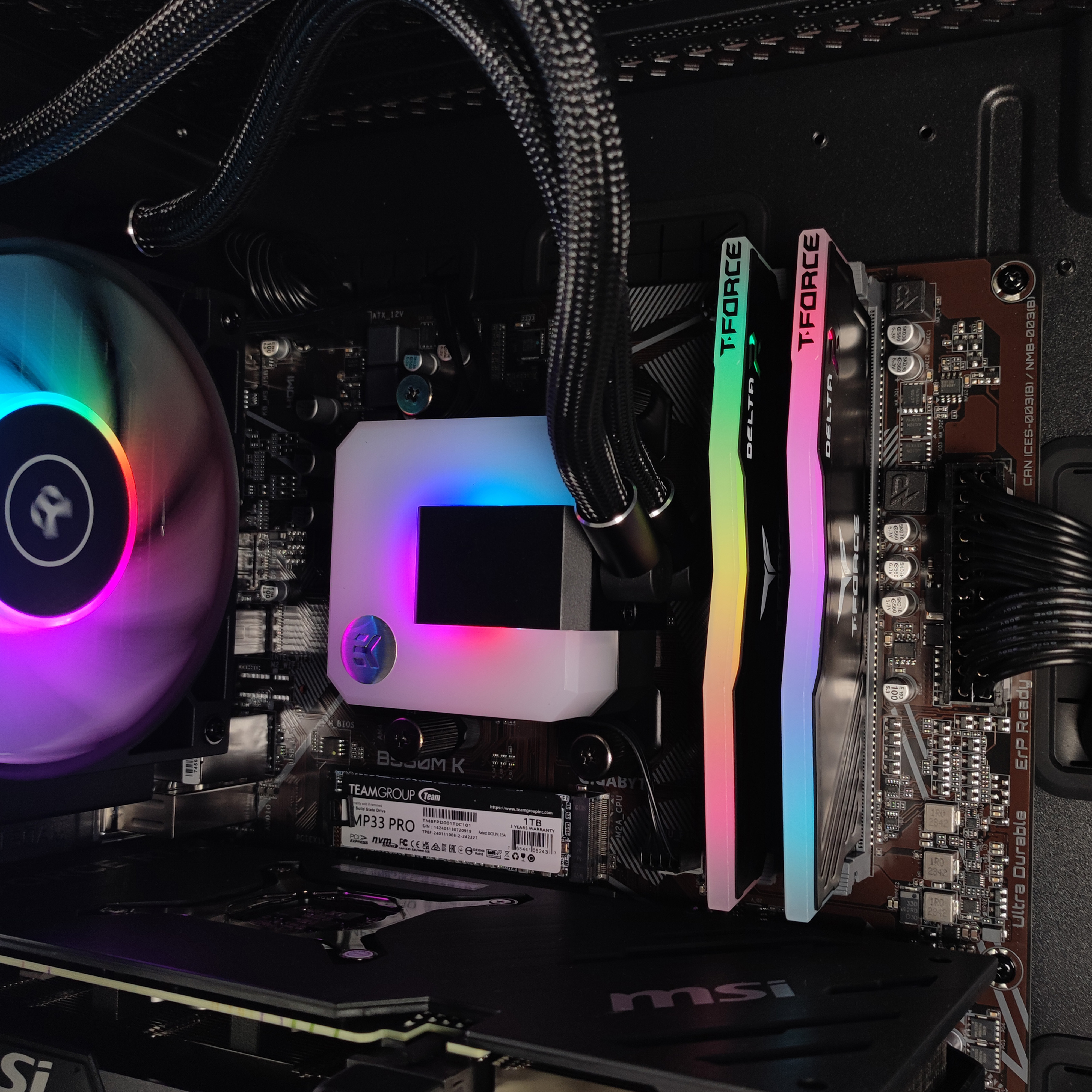 AURA PC - Computador AURA Limited-PC Ryzen 7 5700X 32GB DDR4 1TB RTX 4070 SUPER W11