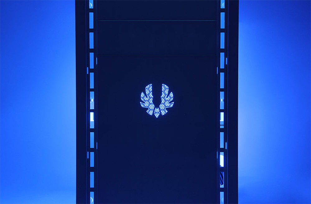 BitFenix - Caixa ATX BitFenix Shinobi Core USB 3.0 Branco Janela Acrílica