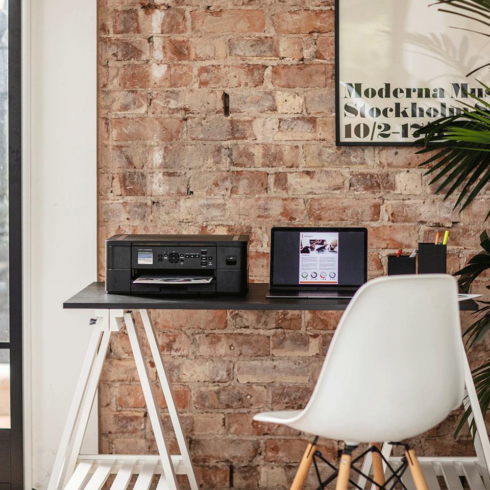 Brother - Impressora Multifunções a Jato de Tinta Brother DCP-J1050DW WiFi