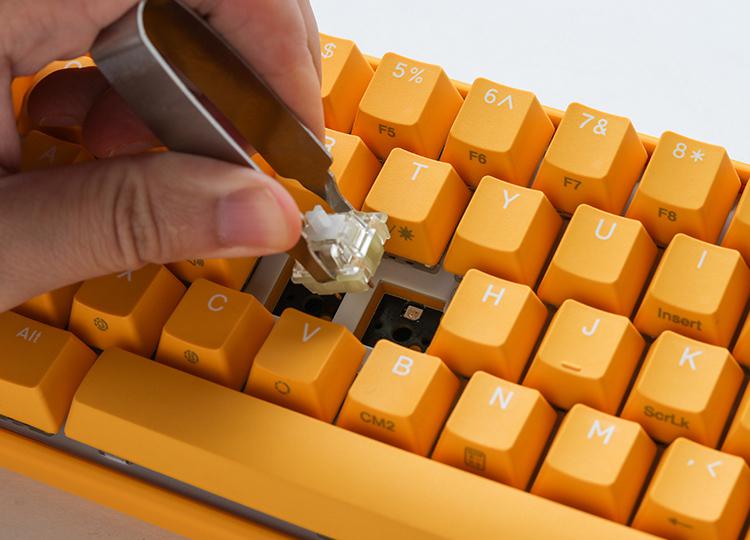 Ducky - Teclado Ducky One 3 Yellow SF Gaming RGB LED - MX-Speed-Silver (US)
