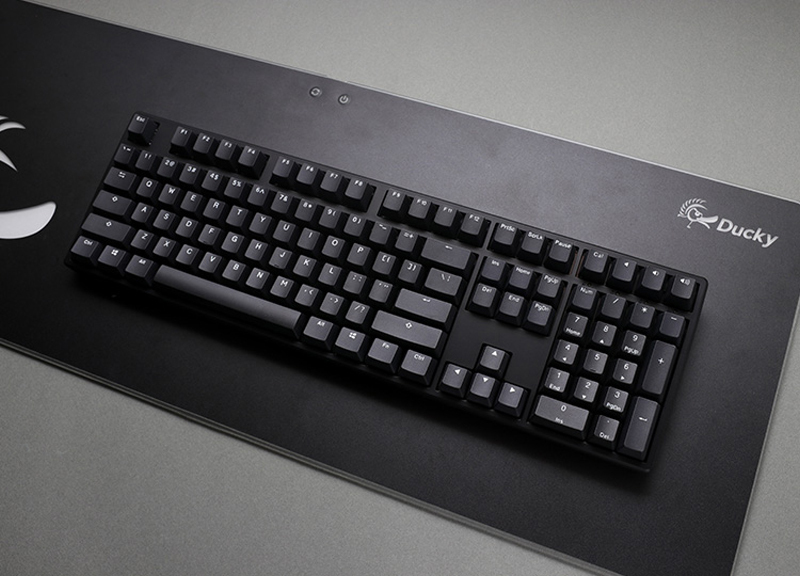 Ducky - Teclado Mecânico Ducky Origin 100% Black MX Speed Silver (PT)