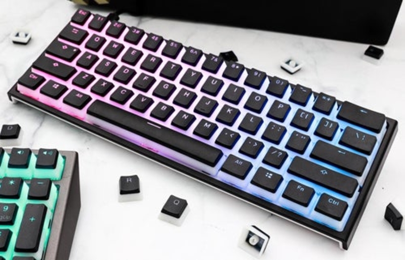 Ducky - Conjunto de 108 Teclas Ducky Pudding Black, PBT, Double Shot (US)