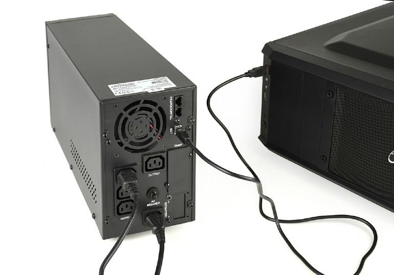Gembird - UPS Gembird EG-UPS-PS2000-01 2000VA IEC/USB Preta