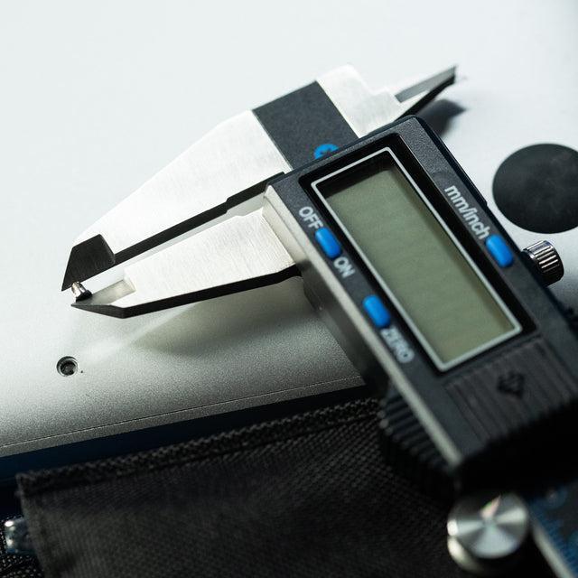 iFixit - Paquímetro Digital iFixit - 0,01mm a 150mm