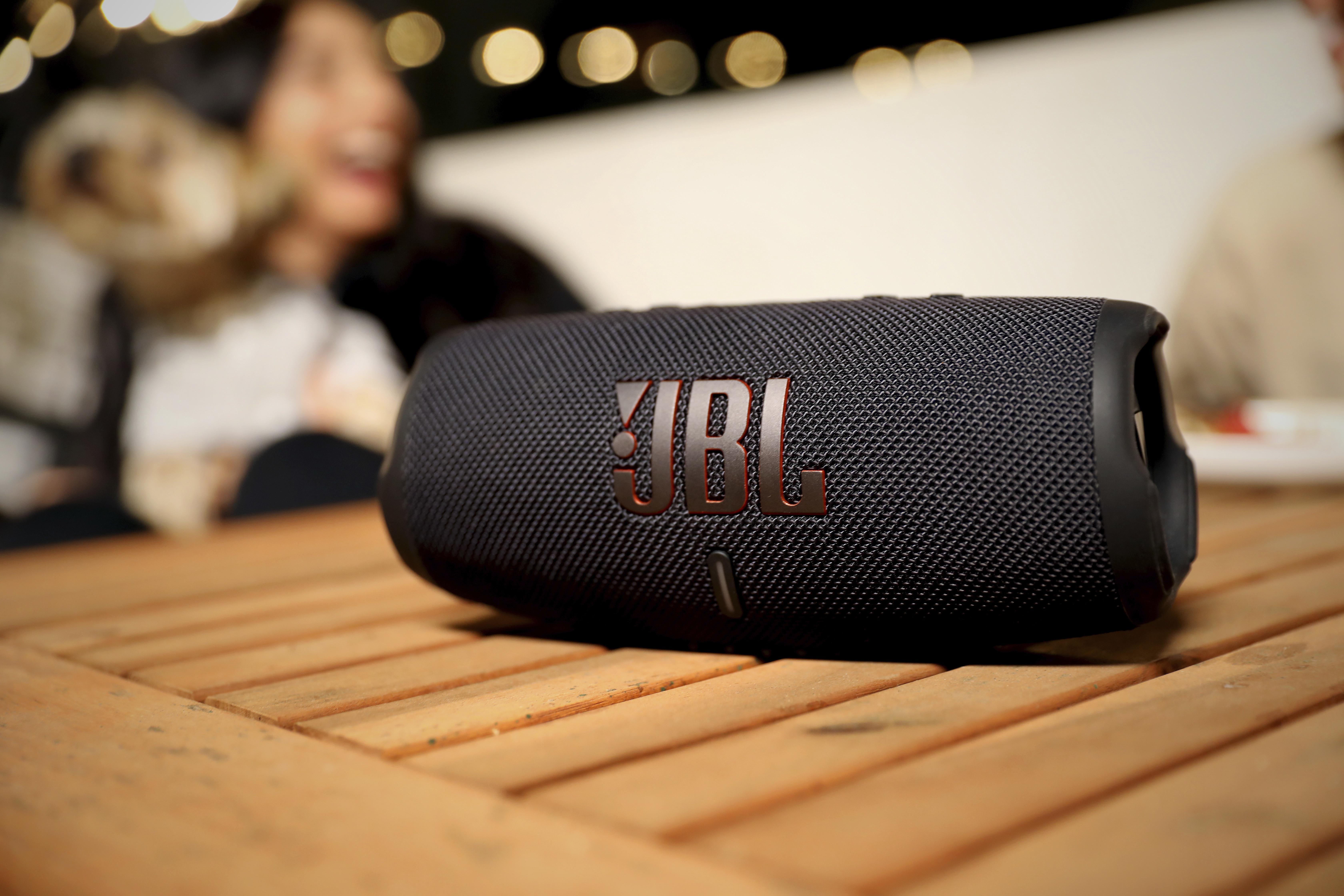 JBL - JBL Coluna Portátil Charge 5 Bluetooth - Preto